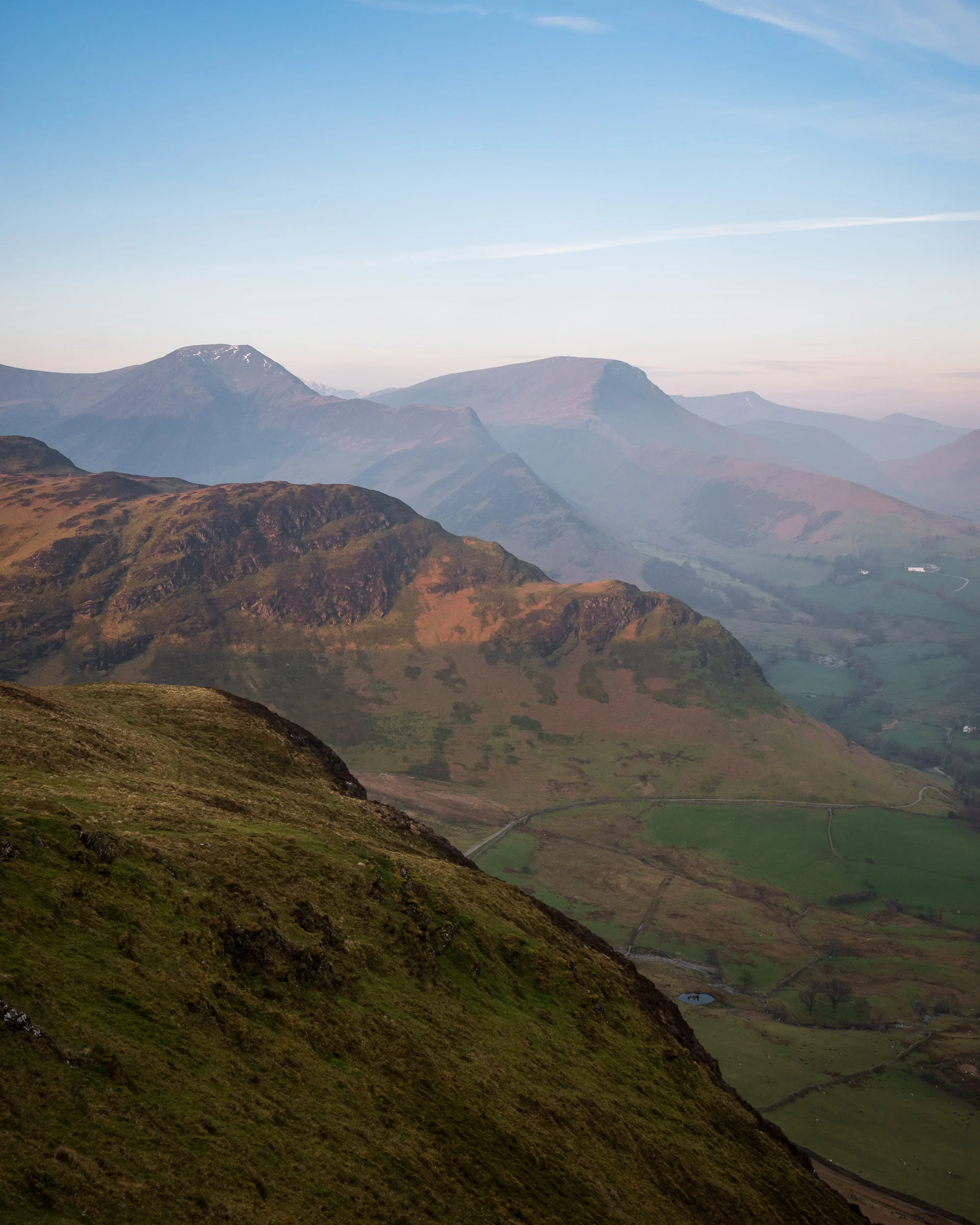 Golden Crags, Cat Bells, Lake District - Panasonic Lumix G80, Lumix 12-60 mm f/3.5-5.6 @ 18mm, f/11, 1/40th sec @ ISO 200.