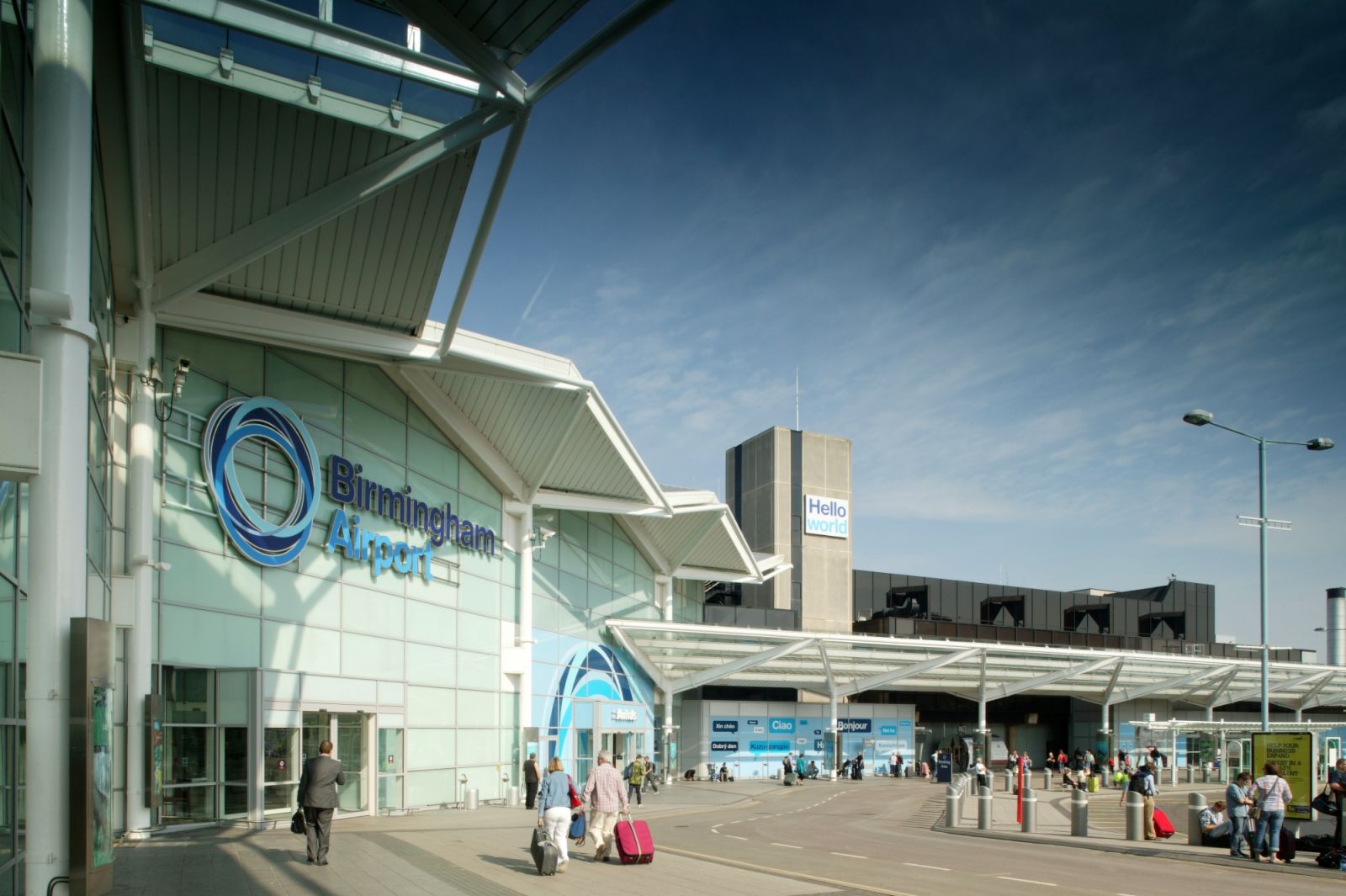 Branding. Concept. Art direction. The platform enabled us to carry the graphic elements and welcoming messages across all areas, transforming the airport exterior. Commissioned at Connect. connect-group.com