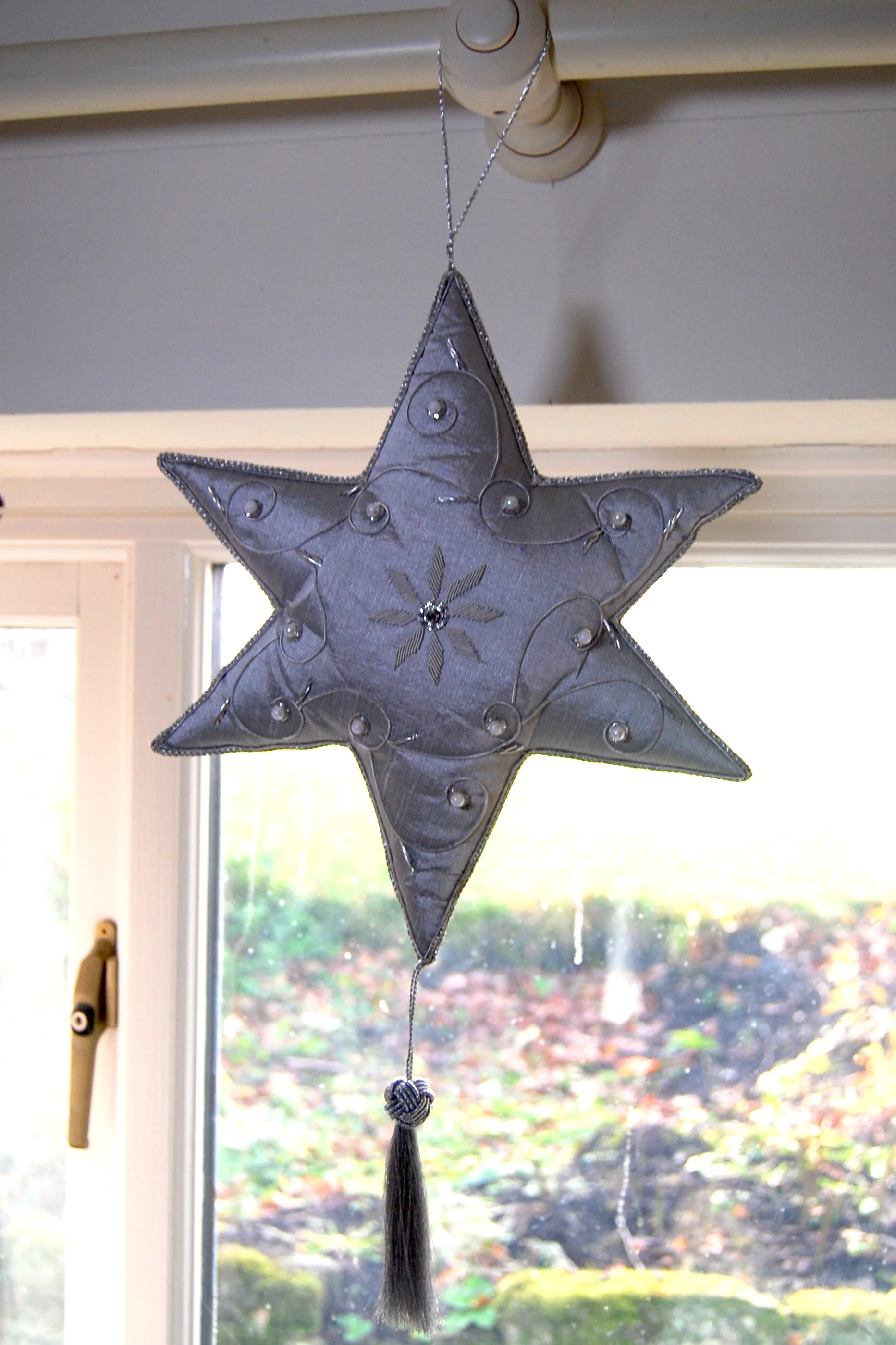 large silver star 2.jpg
