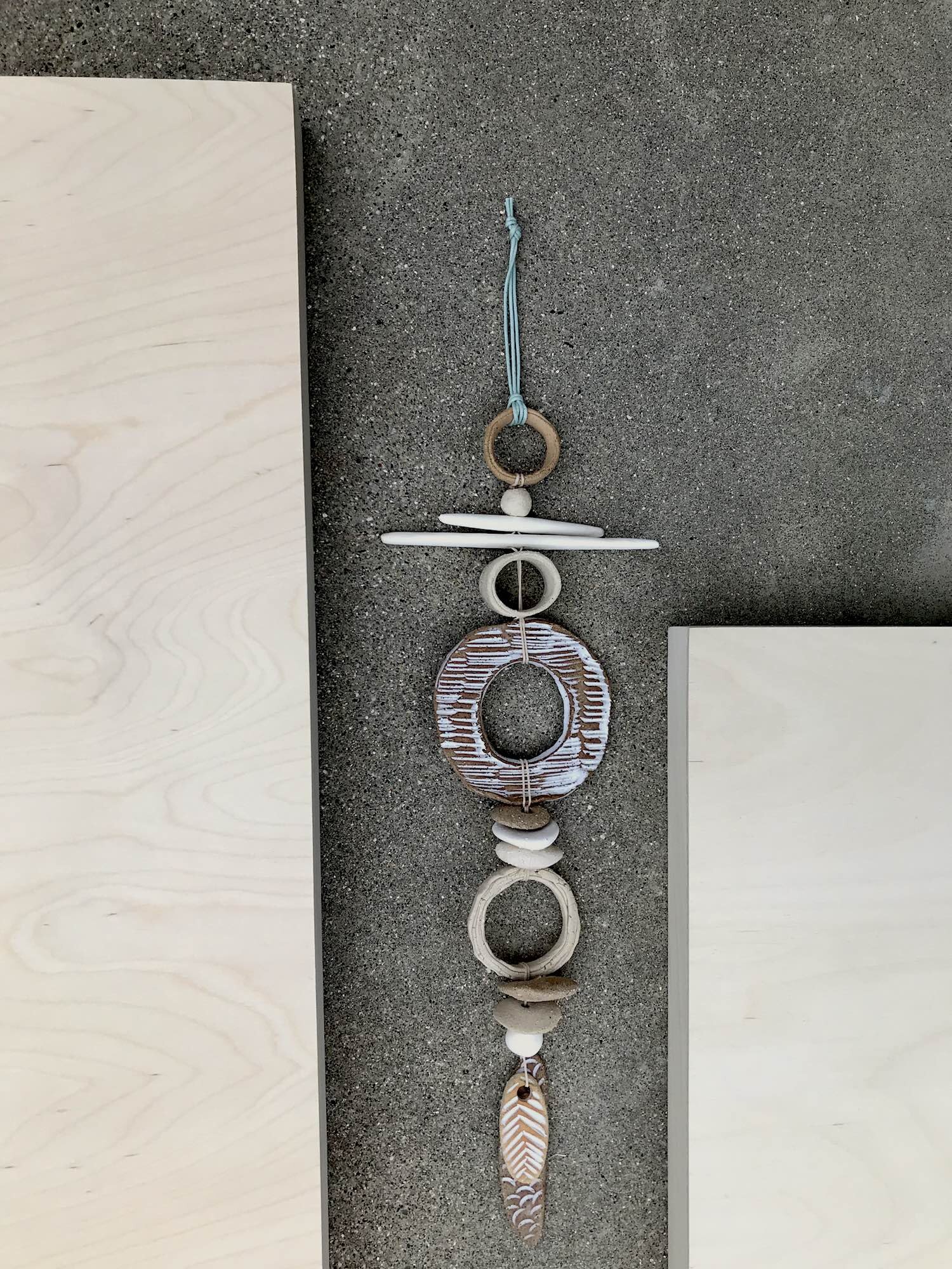 product3_totem3.jpg