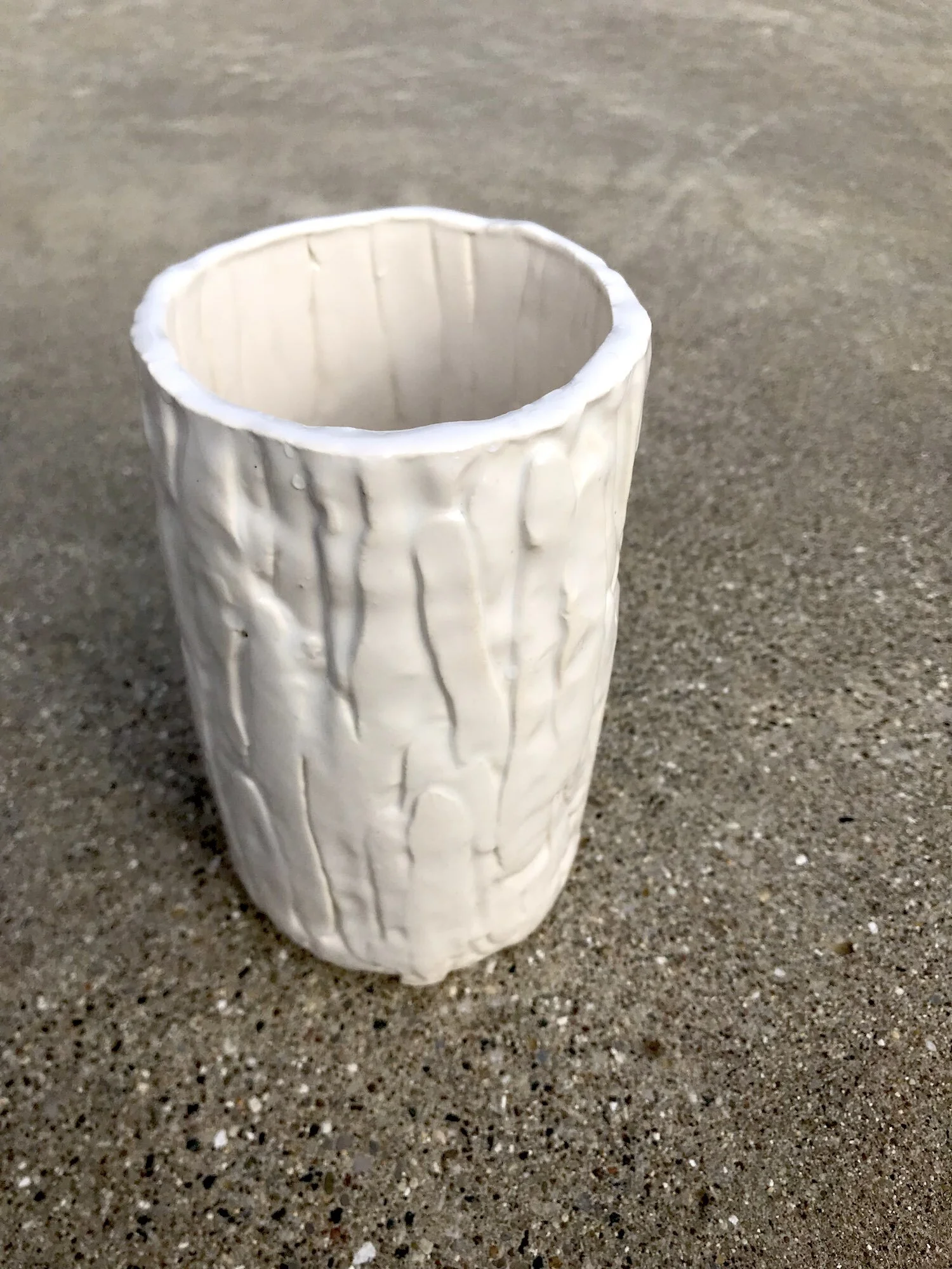 product11_tall vertical stripe vase1.2.jpg