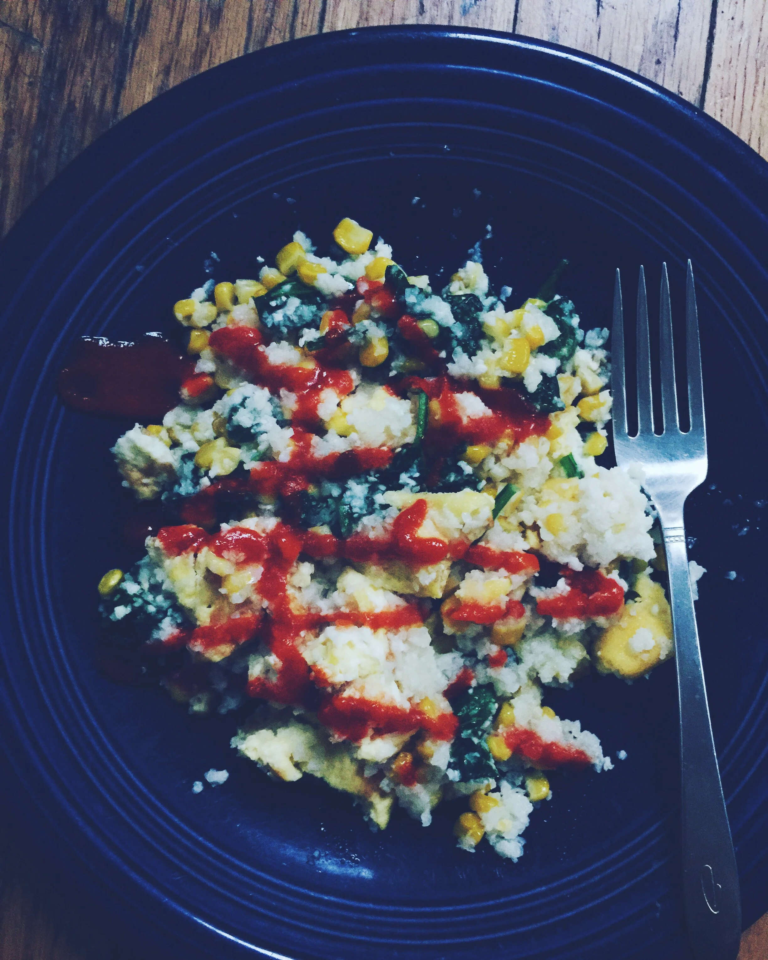 cauliflower fried rice with sriracha