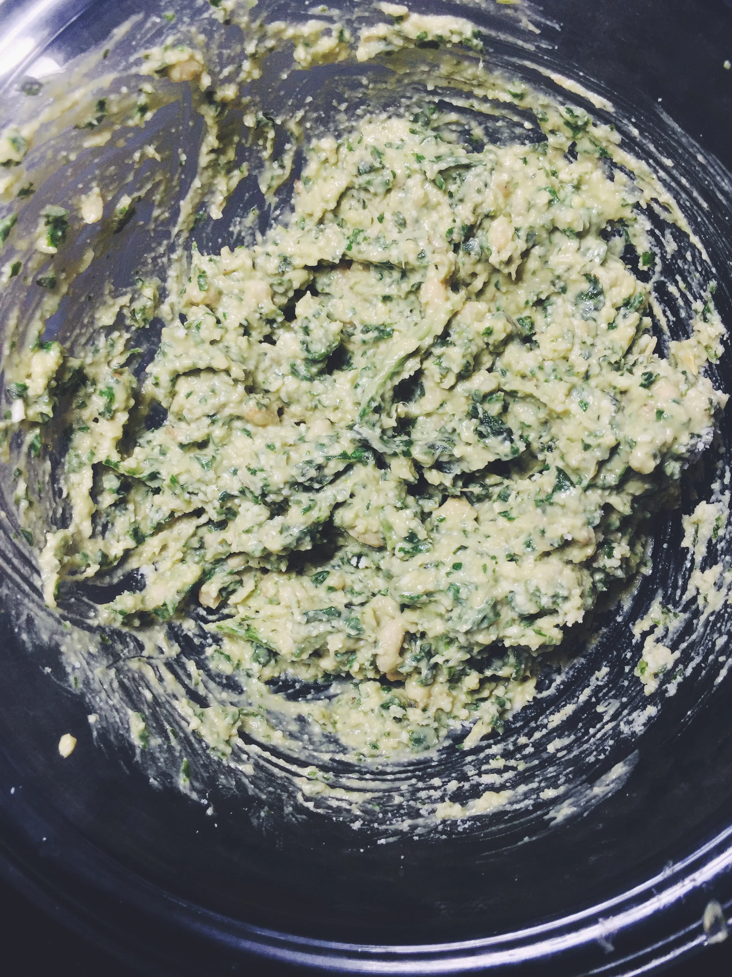 homemade avocado pesto