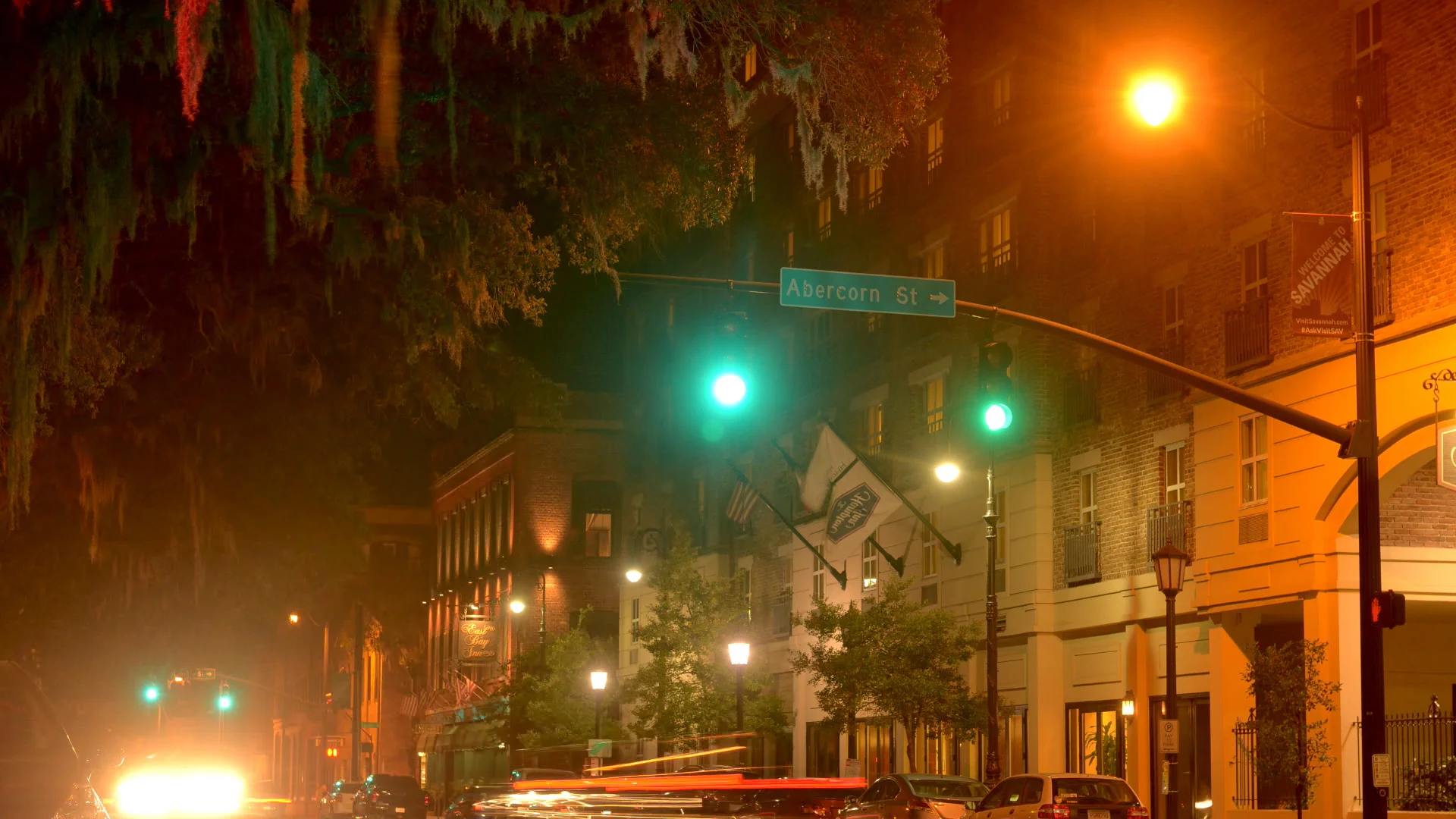 downtown savannah 2.jpg