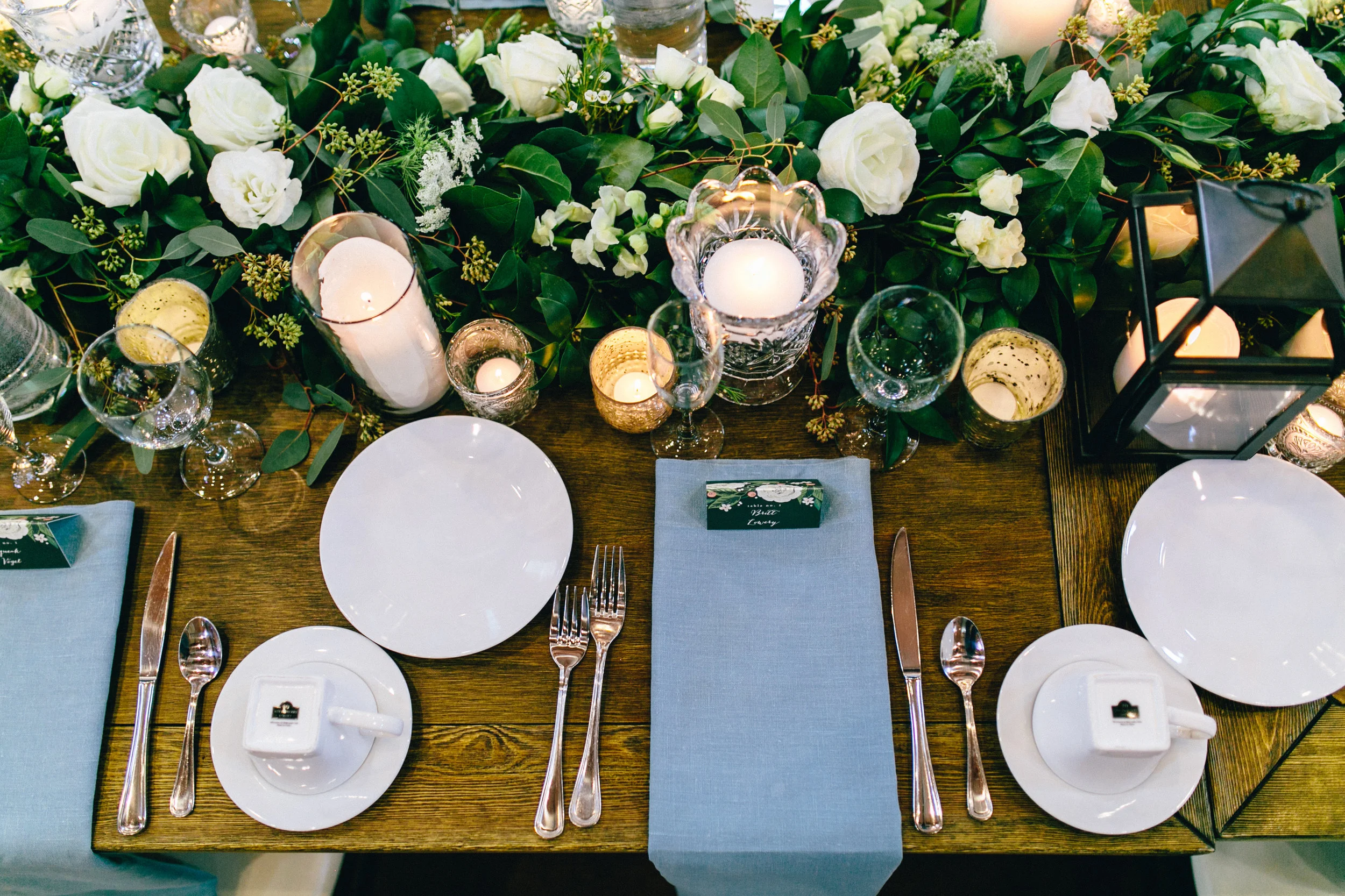 Meredith Parnell Photography - Wedding Table