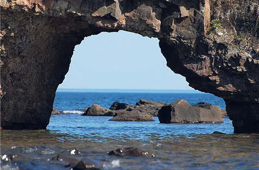 NCC helped develop a conservation strategy for Lake Superior that outlines conservation actions to protect the area’s diverse habitats. MICHELLE DEROSIER, THUNDERSTONE PICTURES