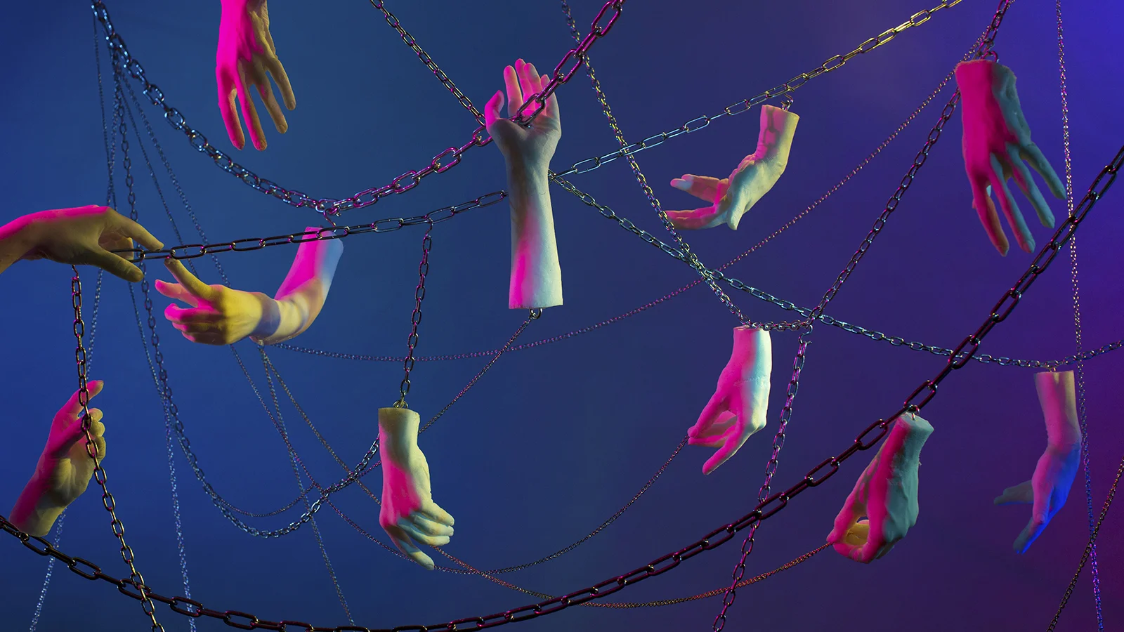 Handnetwork 16x9 100dpi.jpg