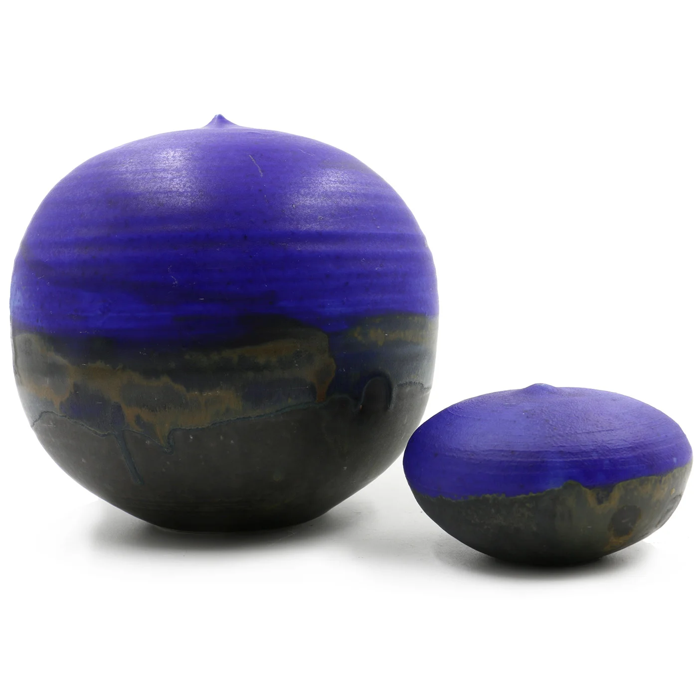 Toshiko Takaezu Iconic Pair of Blue Closed Forms with Rattles 5 x 5 x 5.5 and 3 x 3 x 2"