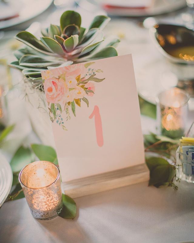 Details matter, they're worth getting right 🌸💌 Brittany &amp; Ryan - Grand Geneva//Lake Geneva, Wisconsin :: Photo Cred: Holen Photography #floral #succulents