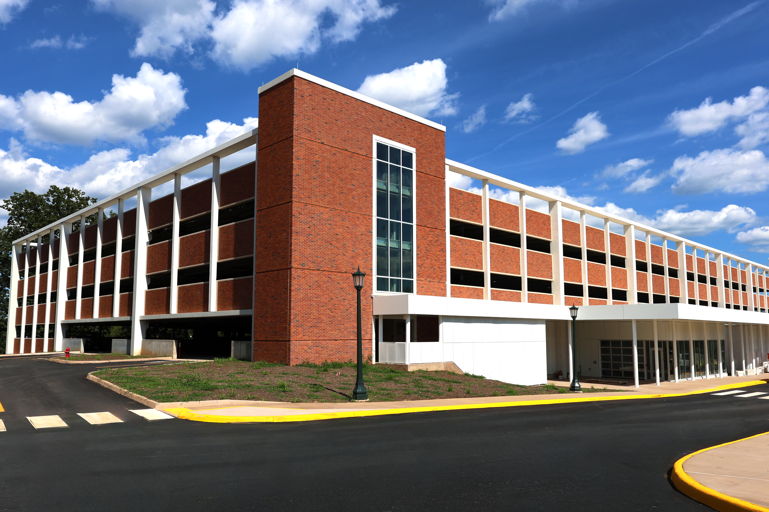 Parking Garage 0645.png