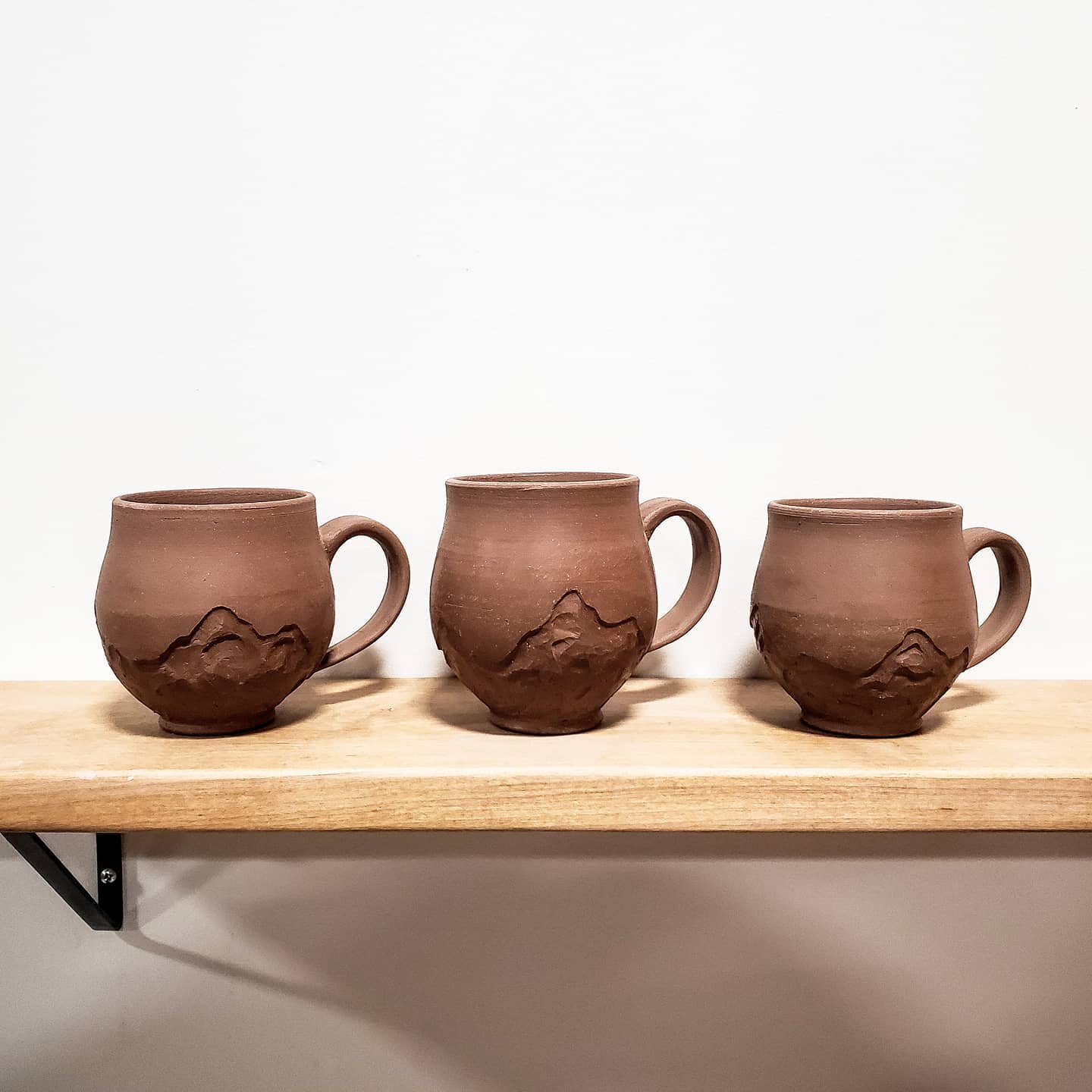 Three mugs is are way better than one
.
.
.
.
.
#clay #ceramics #mugs #coffeegram #ceramic #cone6 #coffeemug #mug #coffeecup #coffeemugoftheday #makersgonnamake #claycraft #crafts #coffee #coffeeaddict #handmadewithlove #coffeemugaddict #handmadecera