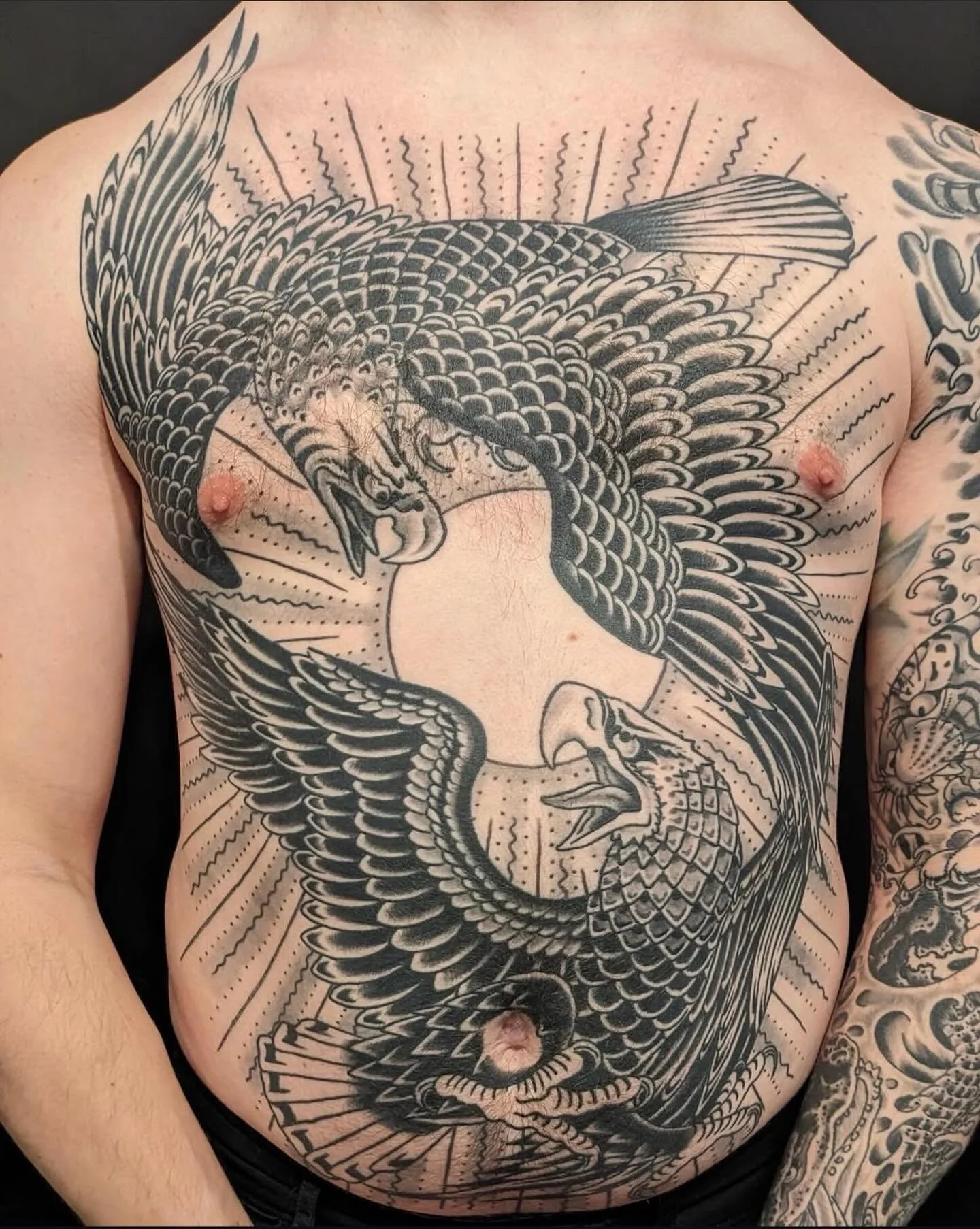 No time like the present to get the ball rolling on larger scale work. Our very own charming and gentle @jasonasaras has availability in February and March. Contact him directly or visit the shop. 
Walk-ins always welcome!!
#maine #portlandmaine #hea