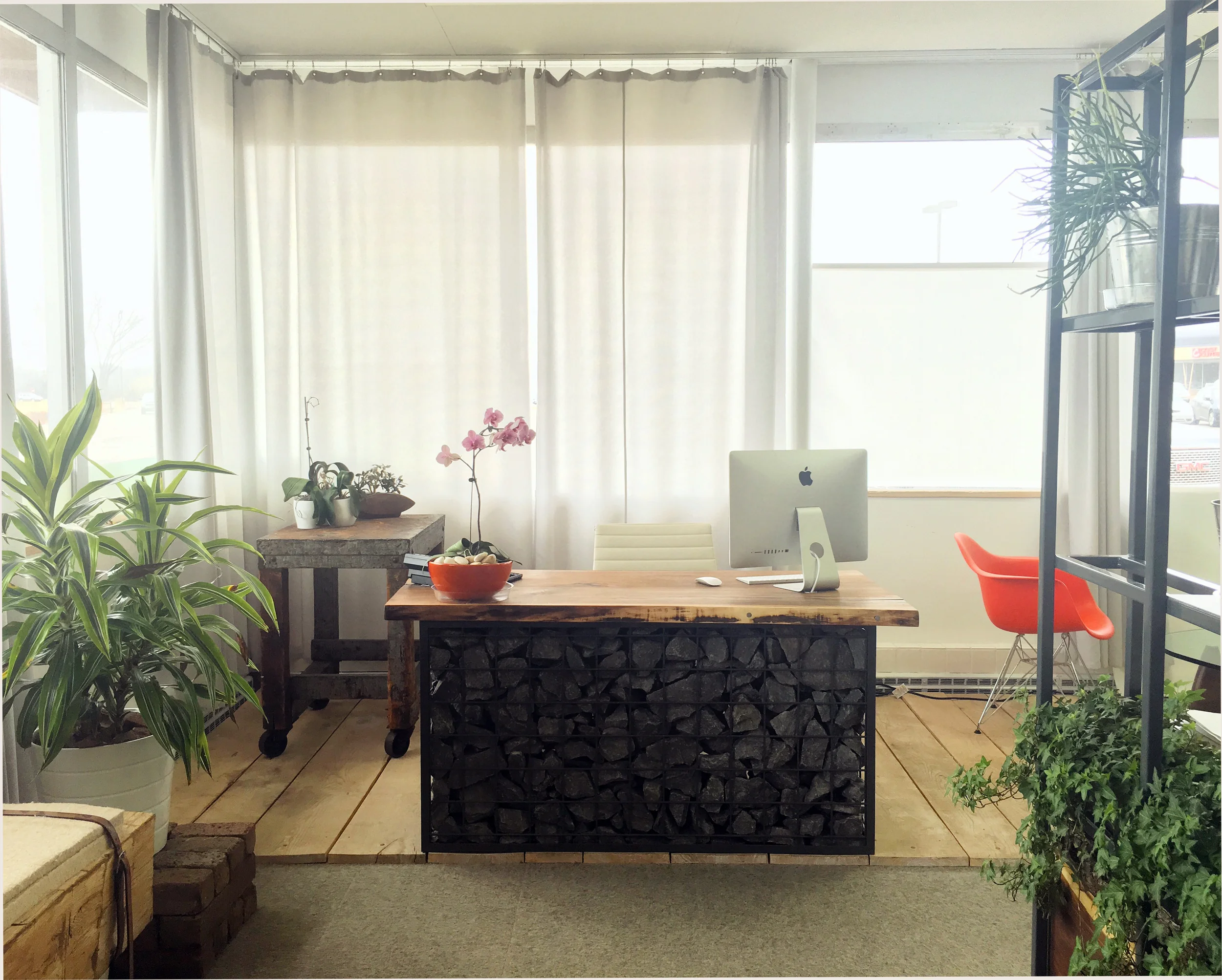 Rockin' Rock Desk 