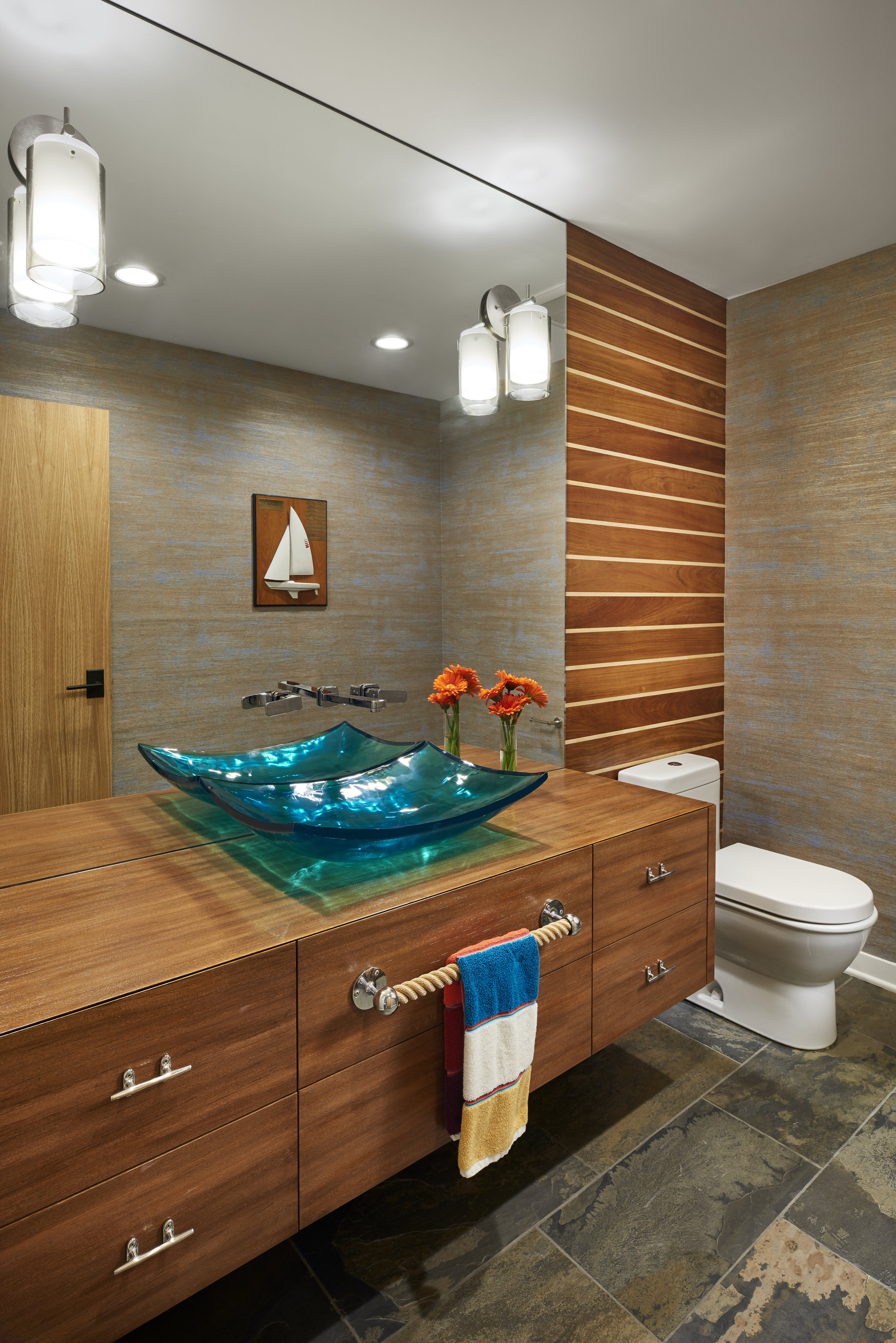 Nautical inspired bathroom, designed by NewStudio Architecture