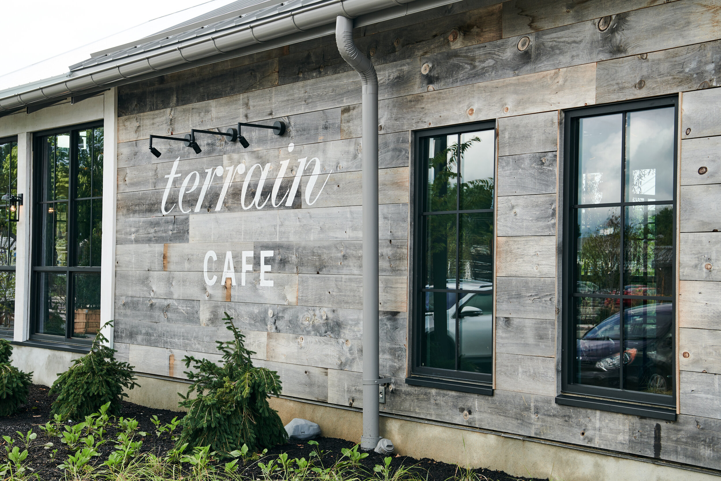 terraincafe_exterior.jpg