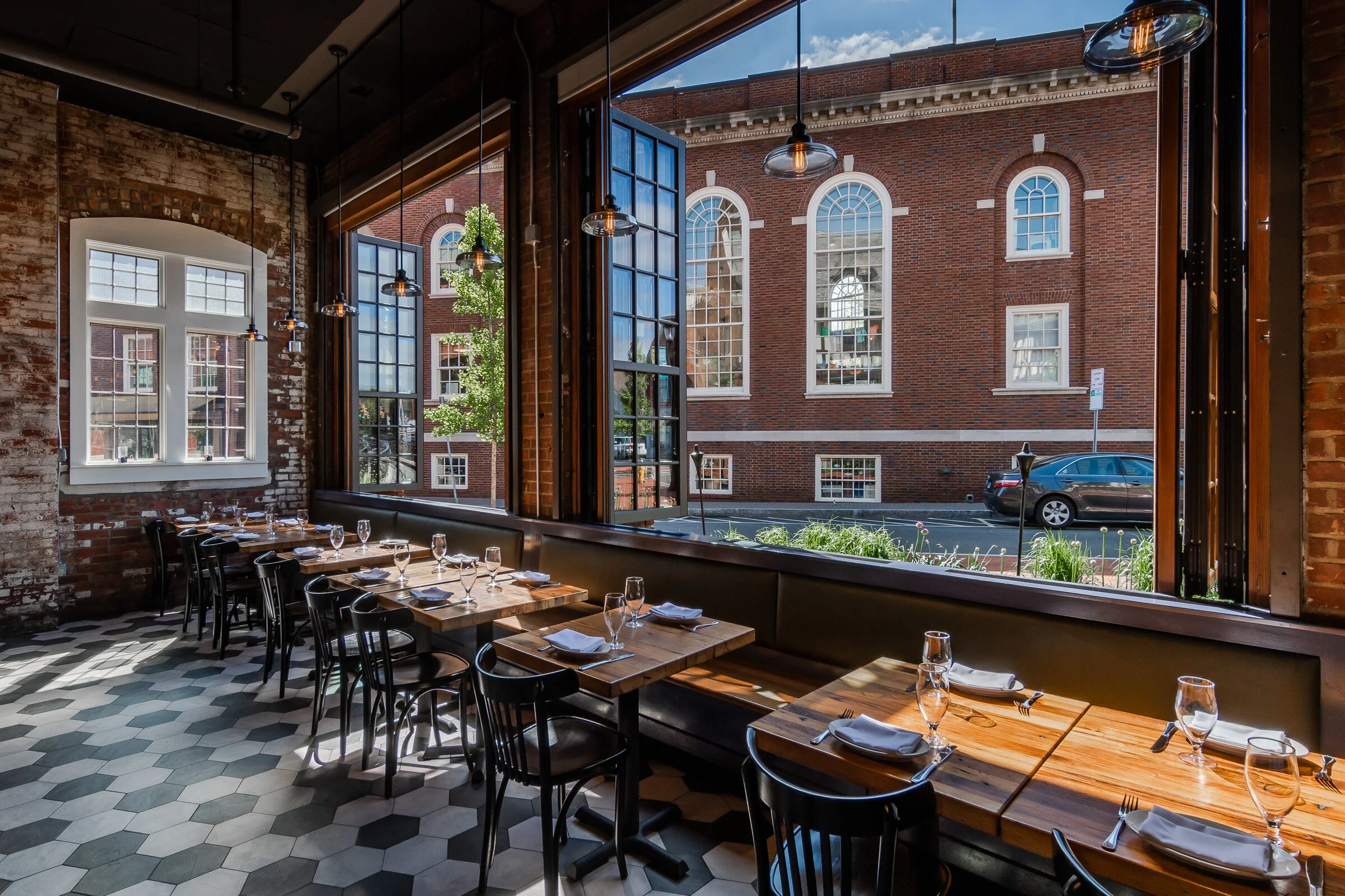 Amis Trattoria [Westport, CT] — NewStudio Architecture