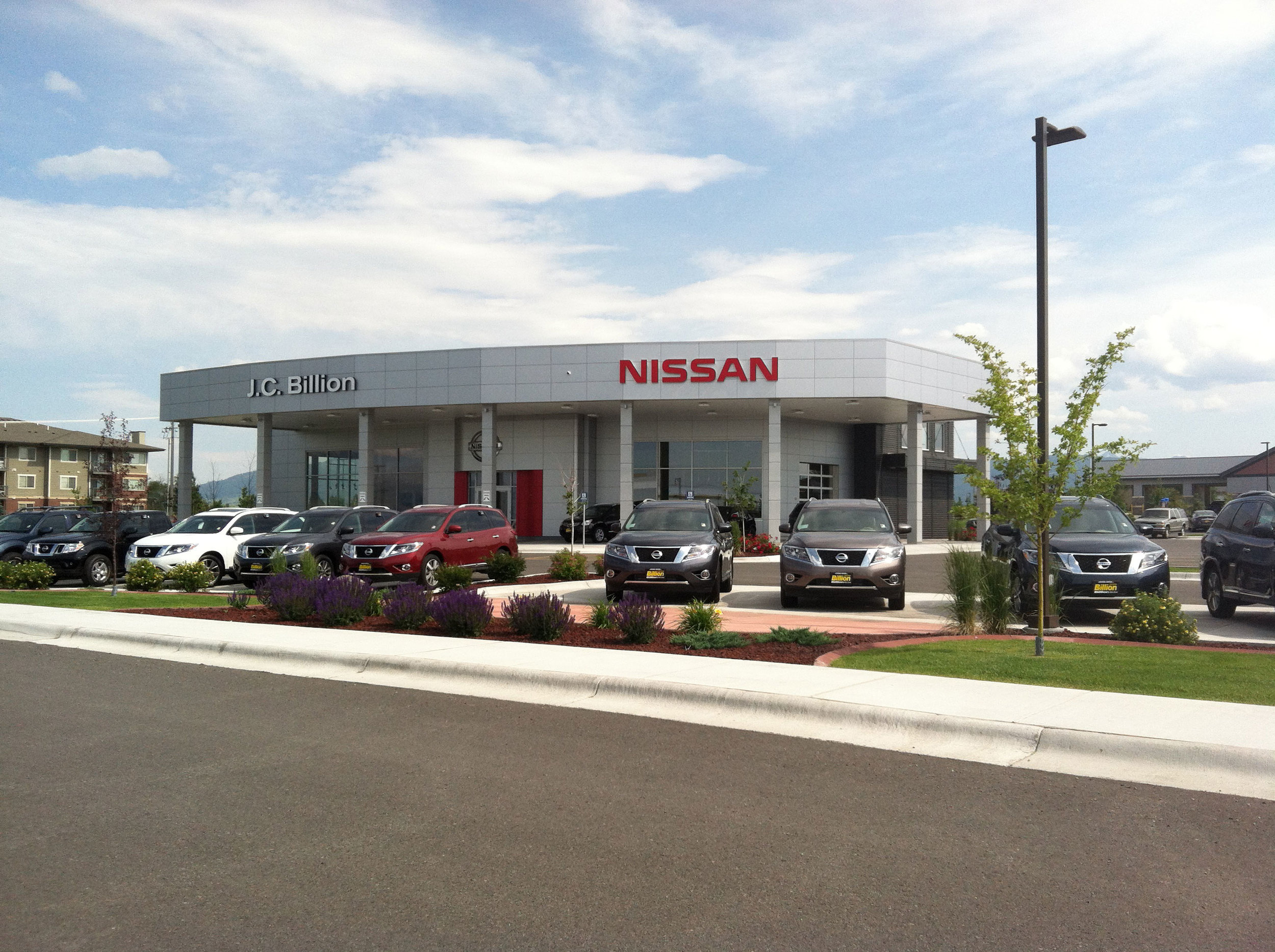 Billion-Nissan-W.jpg