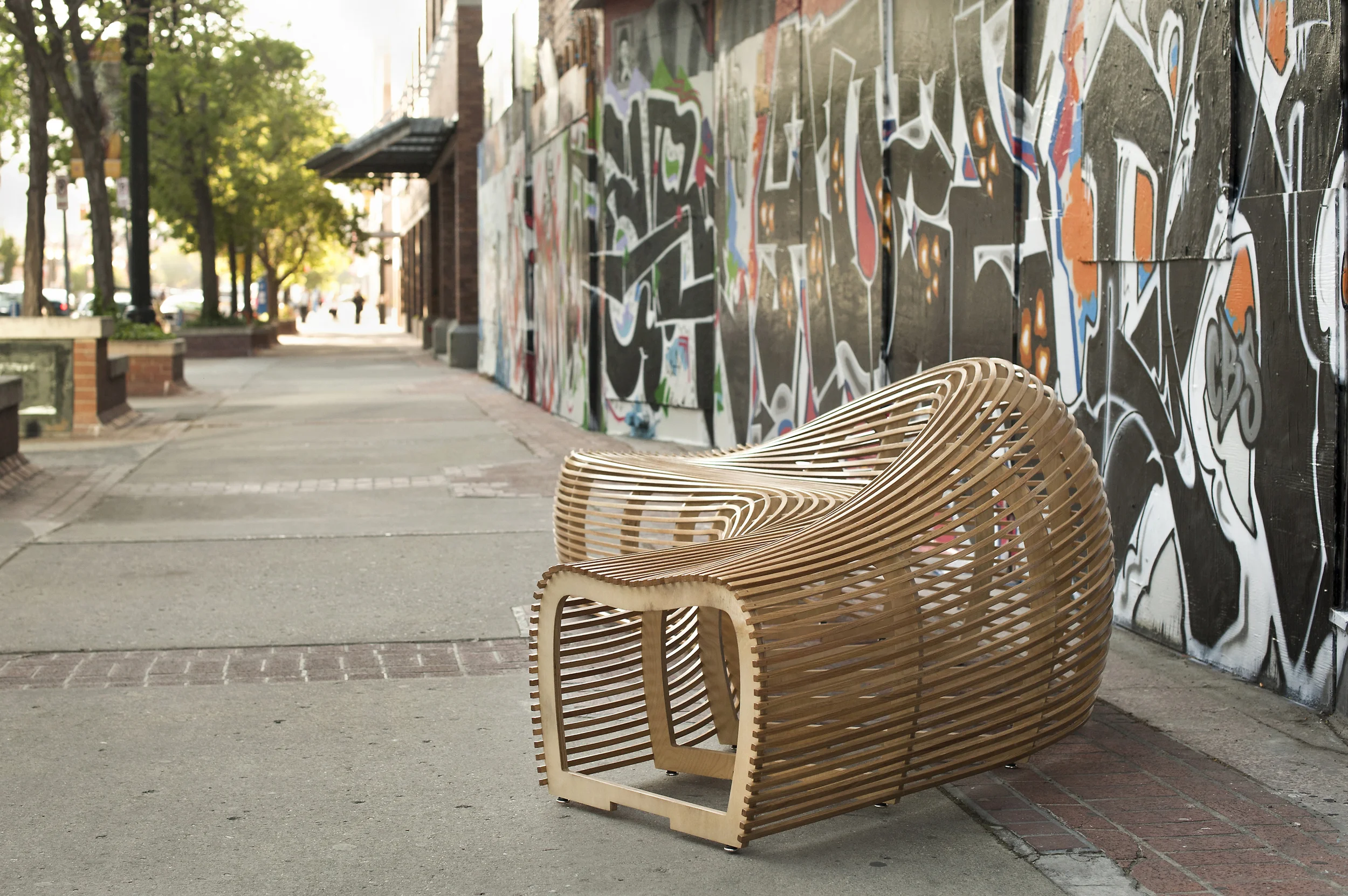 Nur Bench Web 1(fixed).jpg