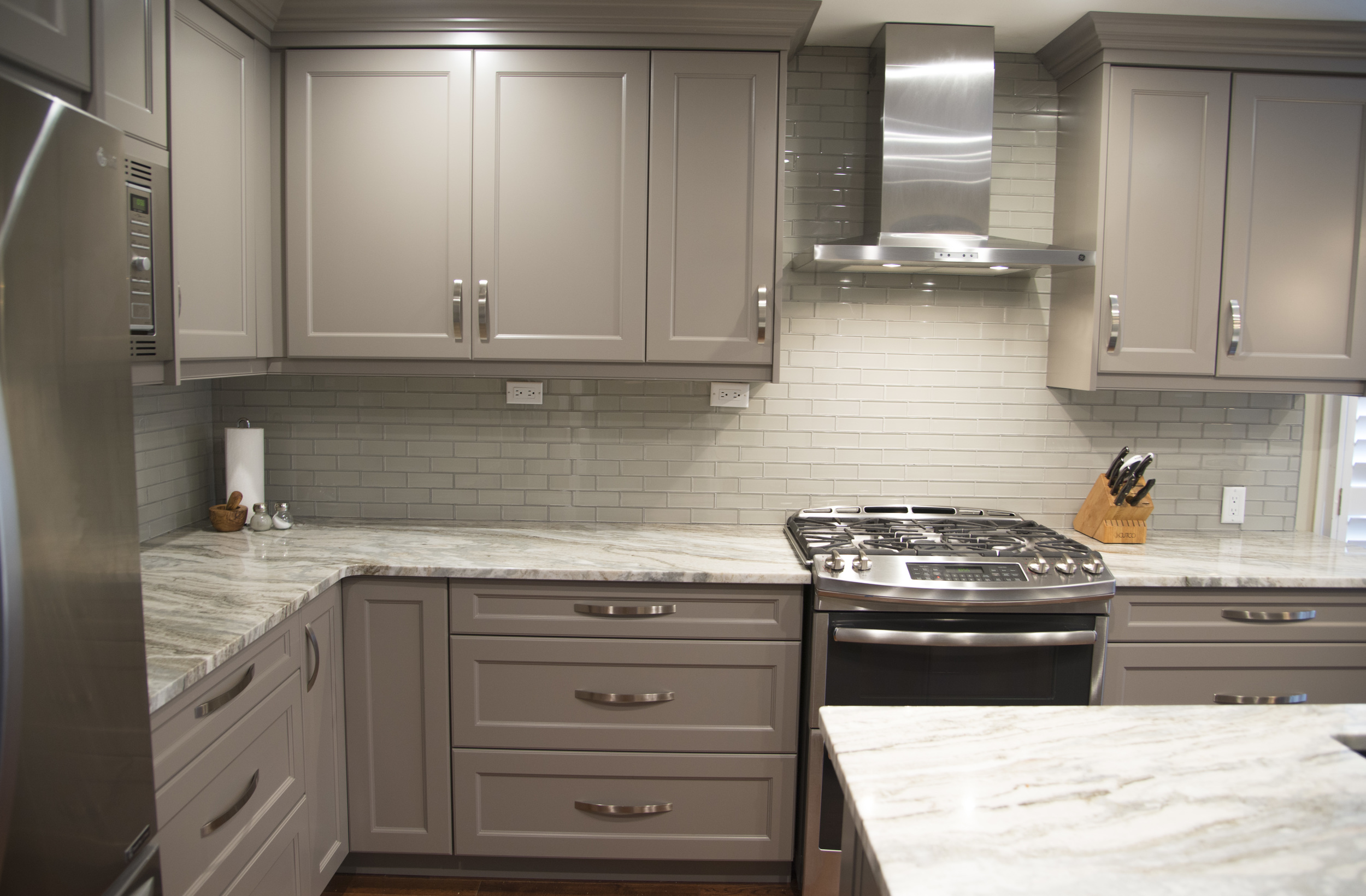 Grey_kitchen_17.jpg