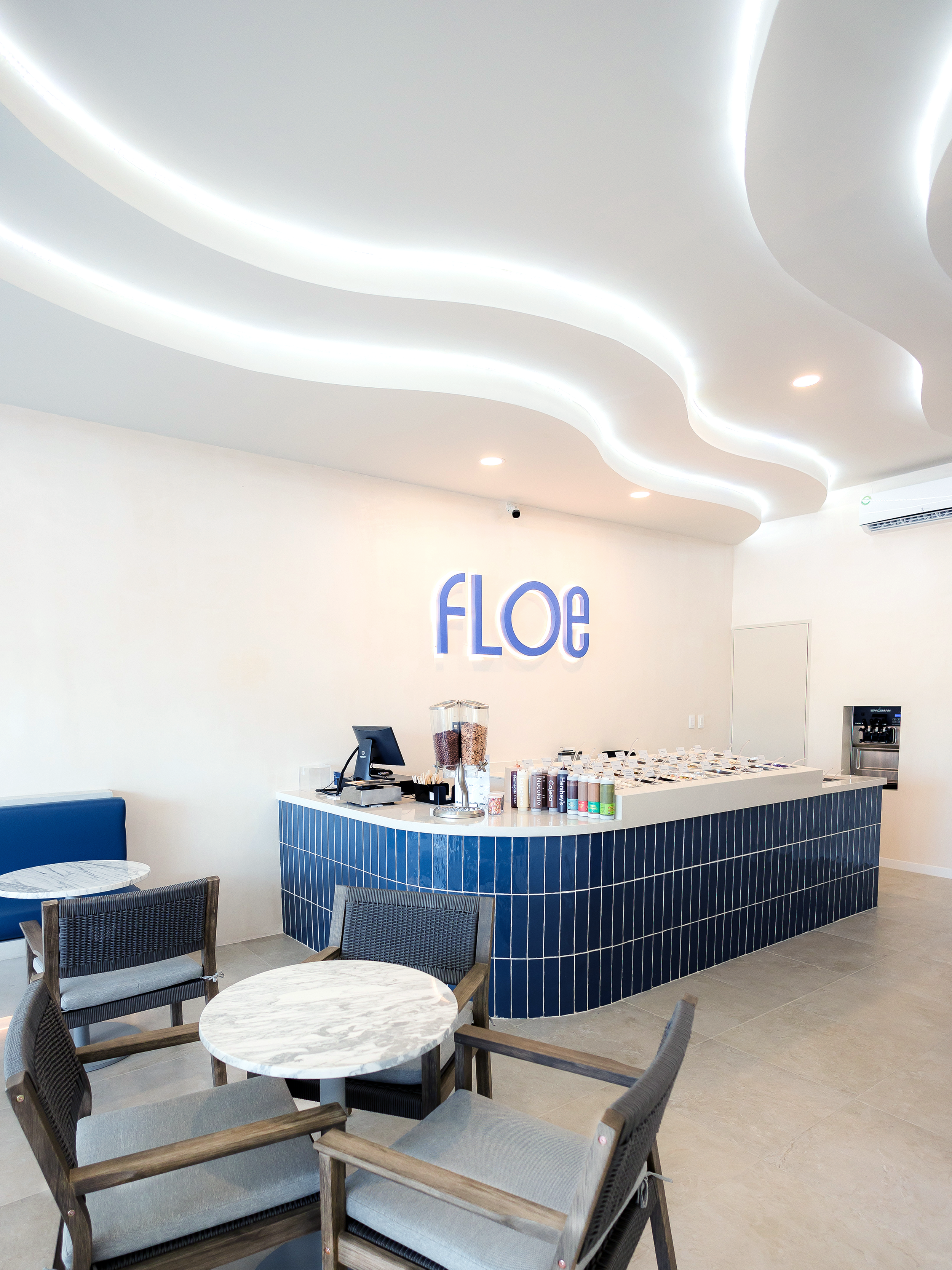 Logo para heladeria. Naming y branding.