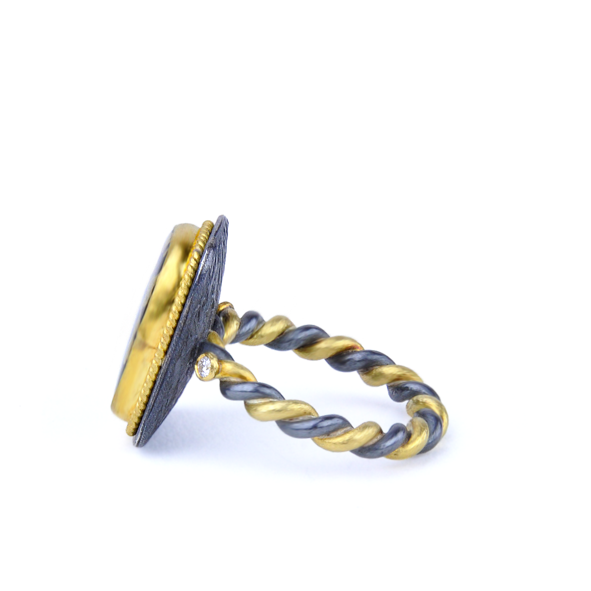 Calico Ring 3 Side.png