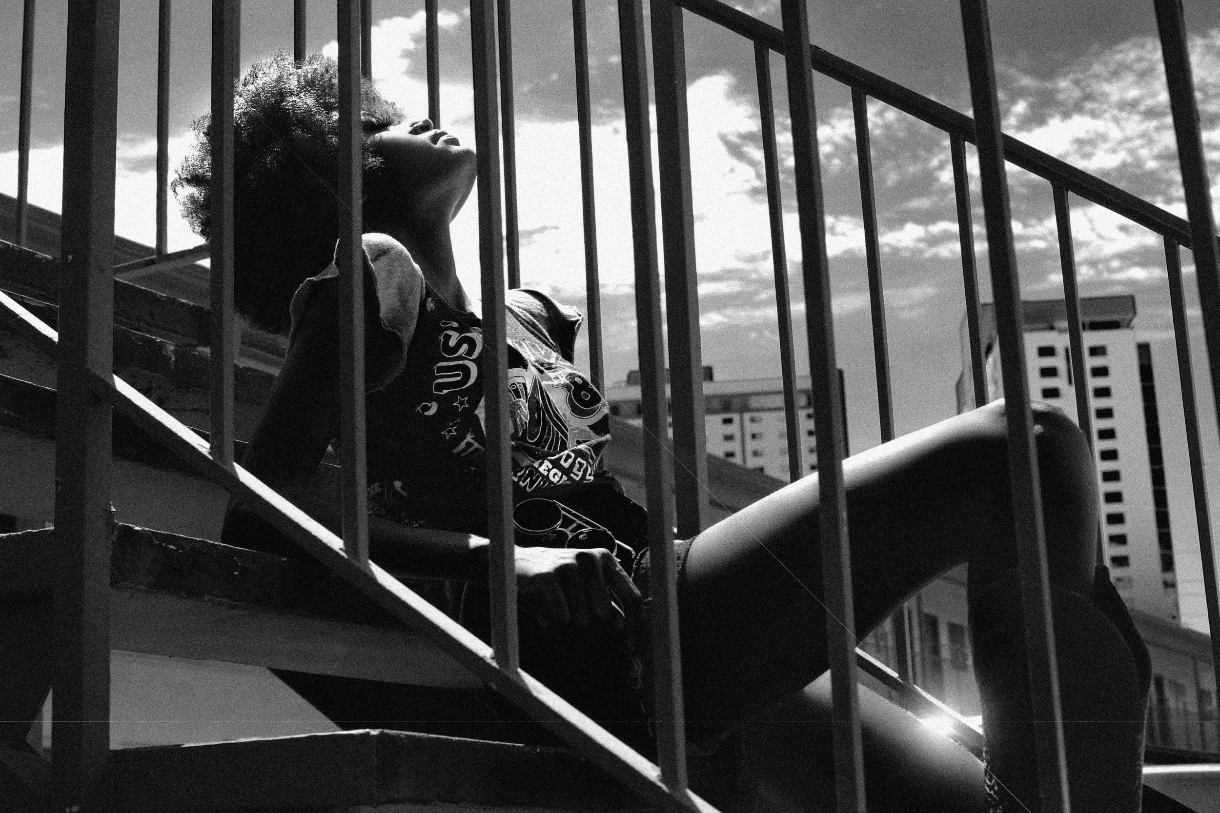 Sarah BW Staircase 2 XSS 872B6652.jpg