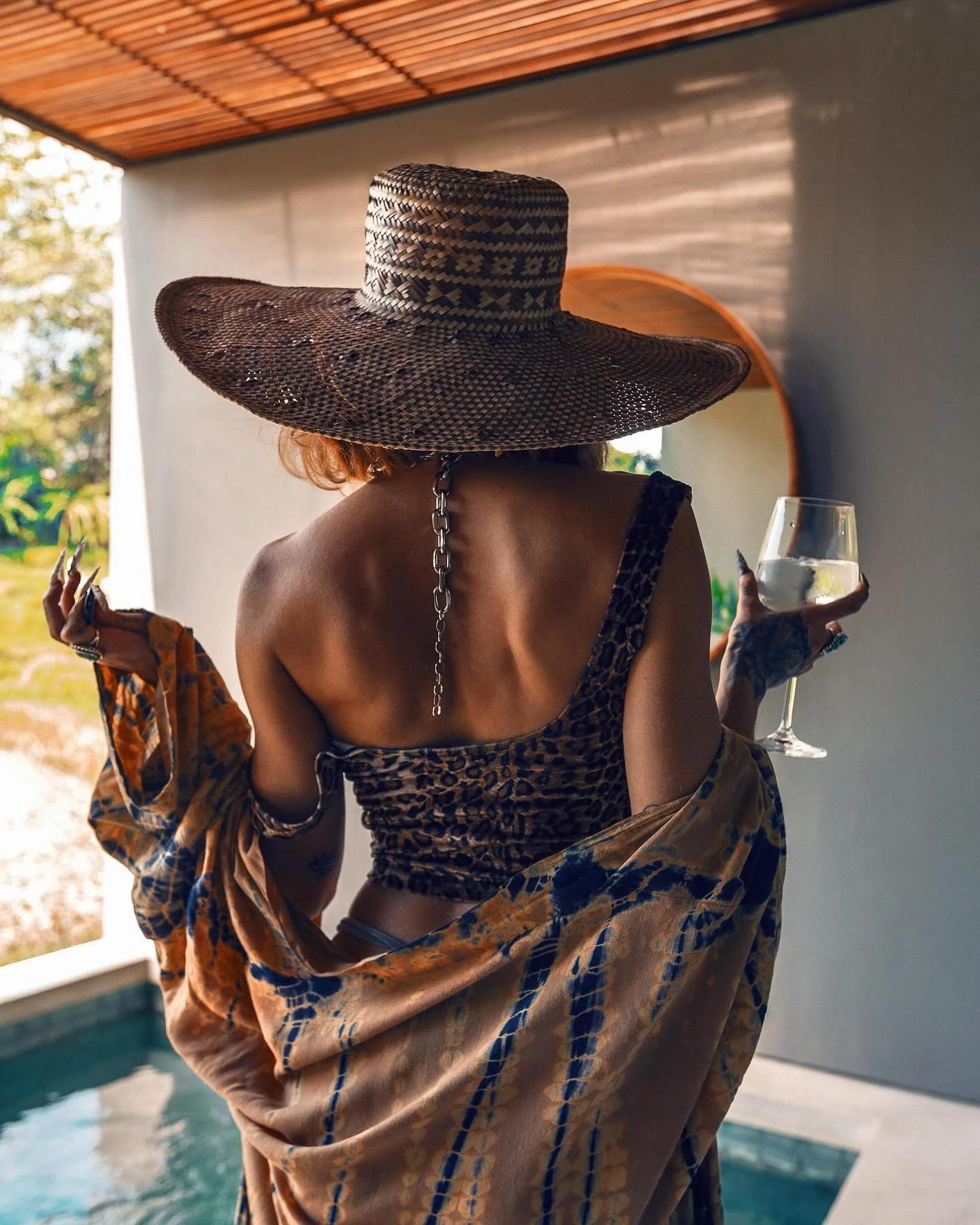 I 𝐝𝐫𝐢𝐧𝐤 𝓌𝒶𝓉𝑒𝓇 from a 𝓌𝒾𝓃𝑒𝑔𝓁𝒶𝓈𝓈... Hbu?? 🍷❤️&zwj;🔥 

(the last slide is me &amp; my mental affirmations on a daily basis, - the sarcasm 🤣💀)

𝒮𝑒𝓁𝒻𝒾𝑒 𝒮𝒽𝑜𝑜𝓉 from Bali featuring @love.rokz bc self 𝓁𝑜𝓋𝑒 is the 𝐁𝐄𝐒𝐓