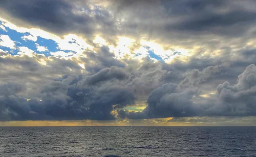 Gray clouds.jpg