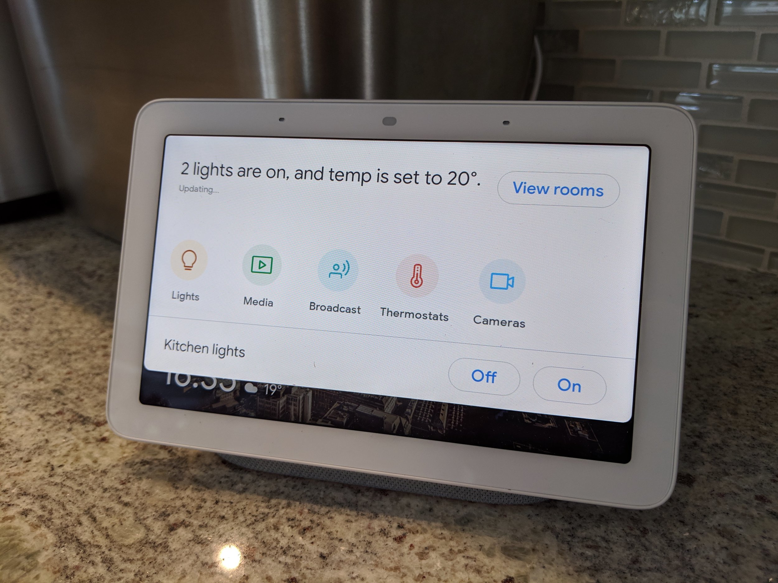 Google Home Hub quick overview home control screen