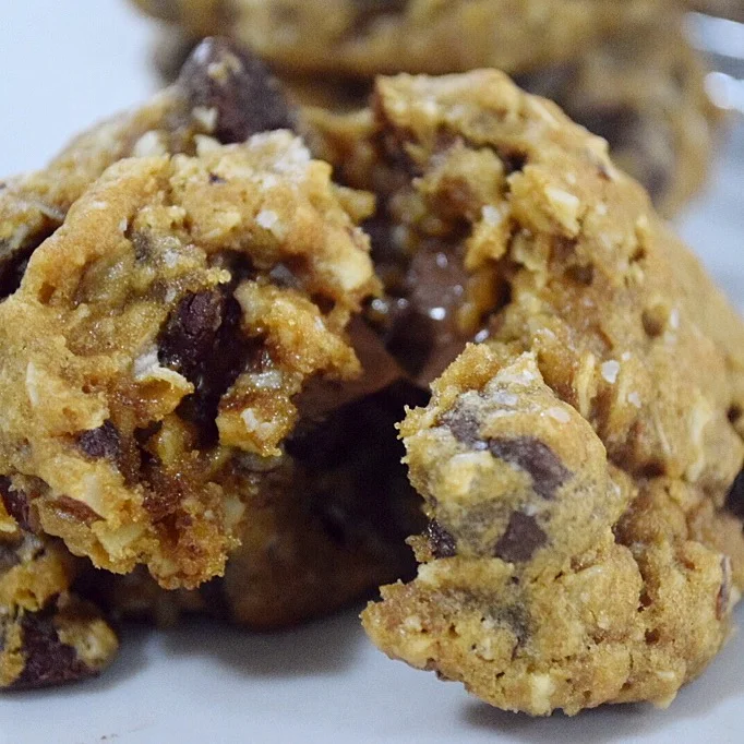 Salted Nutella-Stuffed Oatmeal Chocolate Chip Cookies