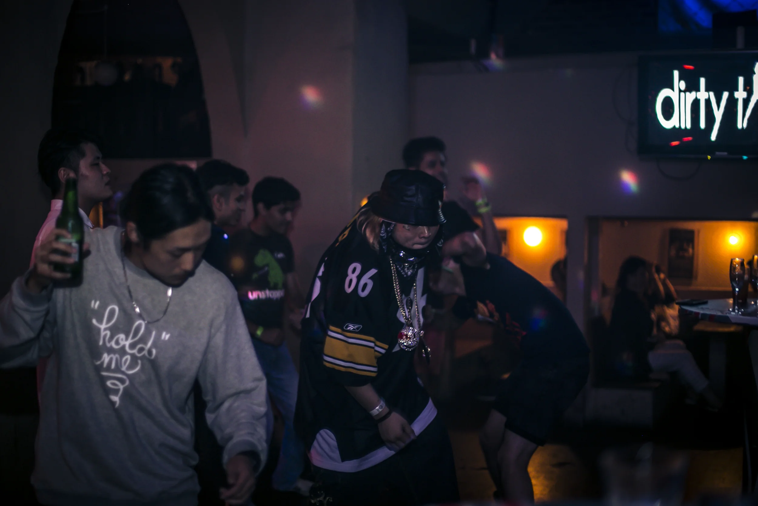 人々 Hitobito in Japan