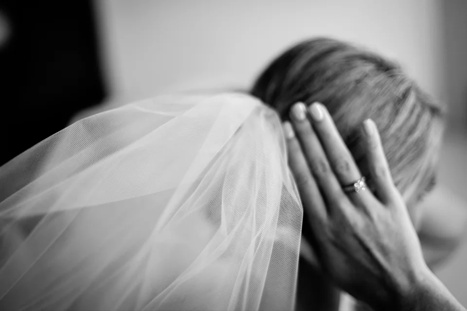Clewell-Aria-Wedding-Minneapolis-12.jpg