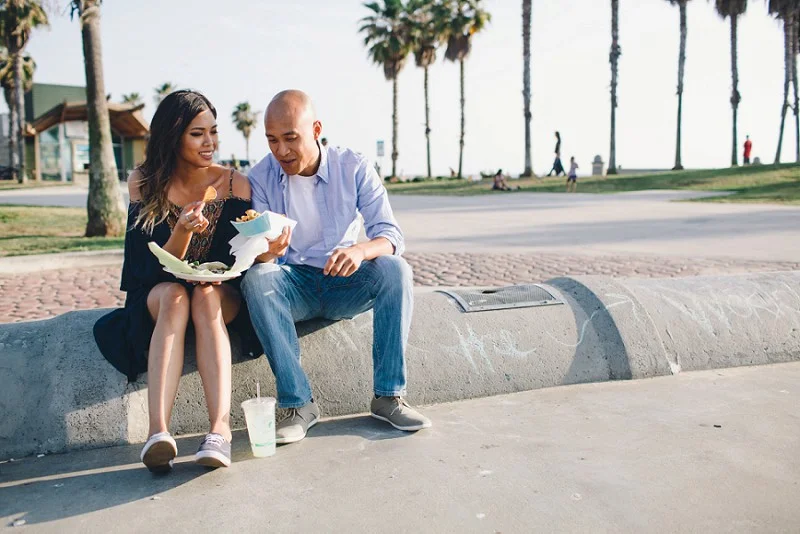 Venice_Beach_Engagement_Session_0020.jpg