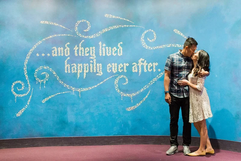 DisneylandEngagementSession_033.jpg