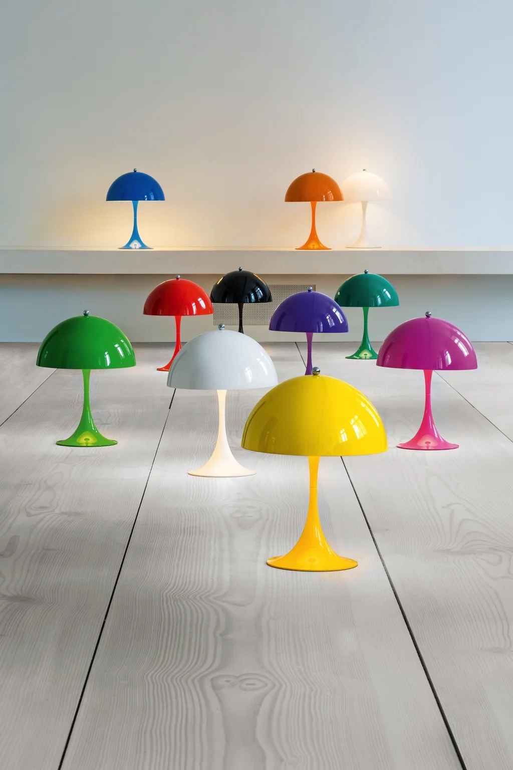 panthella-mini-all-designed-by-verner-panton-for-louis-poulsen.jpg