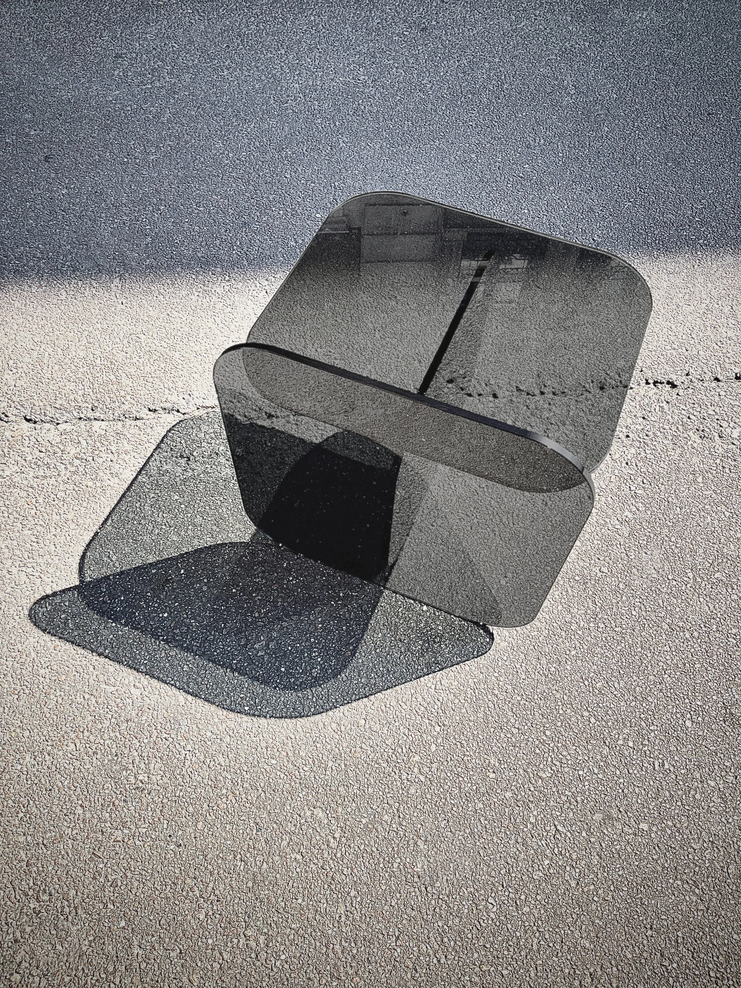 ClassiCon-sol-side-table-grey-street-photo-villanueva.jpg