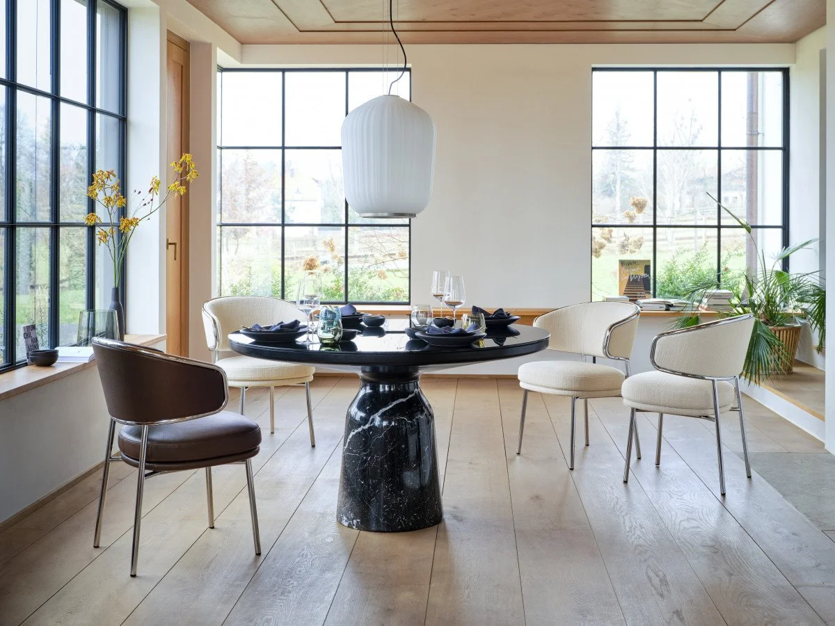 ClassiCon-aristo-armchair-chrome-bell-dining-table-plissee-pendant-lamp-photo-hoernisch.jpg