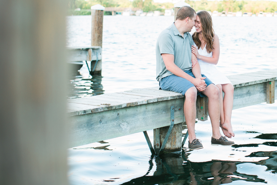 Excelsior-Minnesota-Lake-Engagement-1.jpg