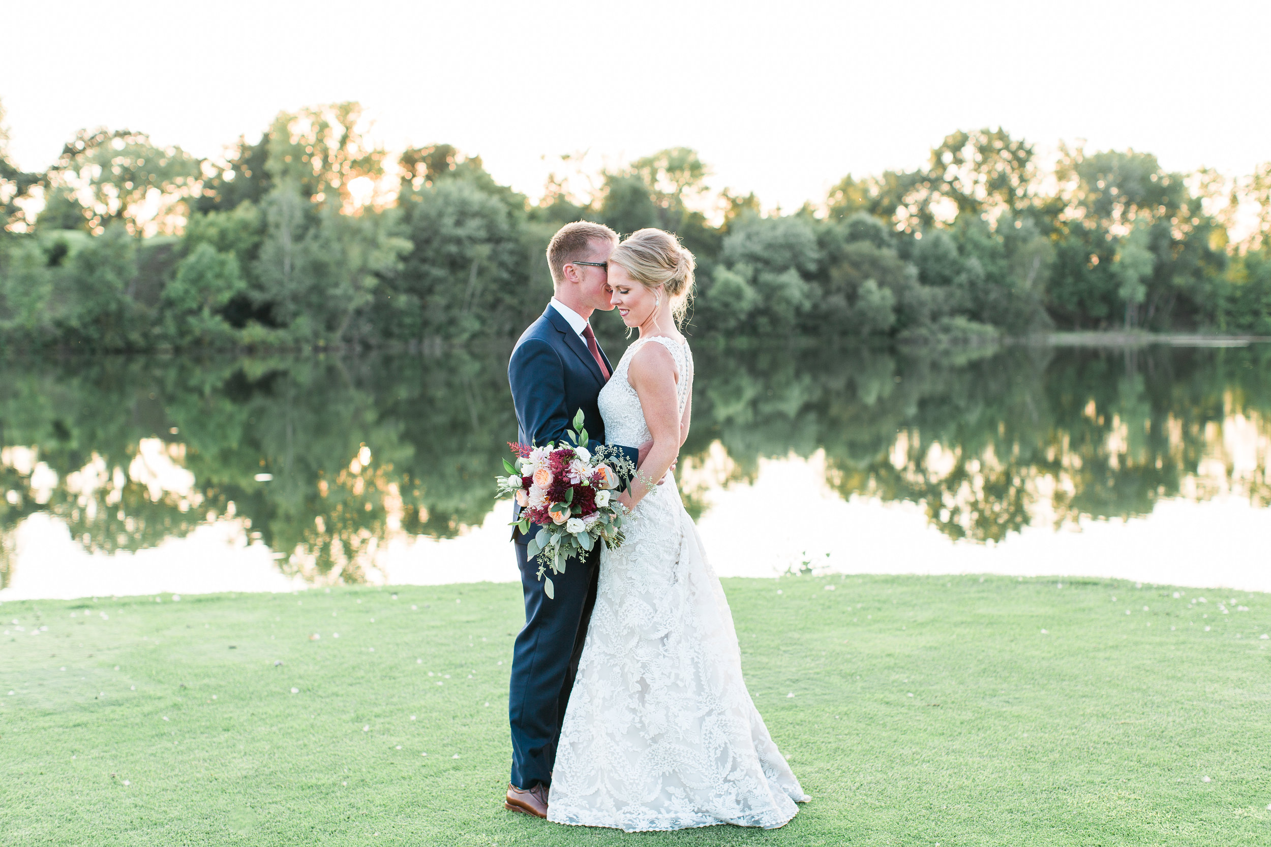 Bride and groom at sunset at The Royal Golf Course in Lake Elmo MN Minnesota wedding photography Mallory Kiesow photography