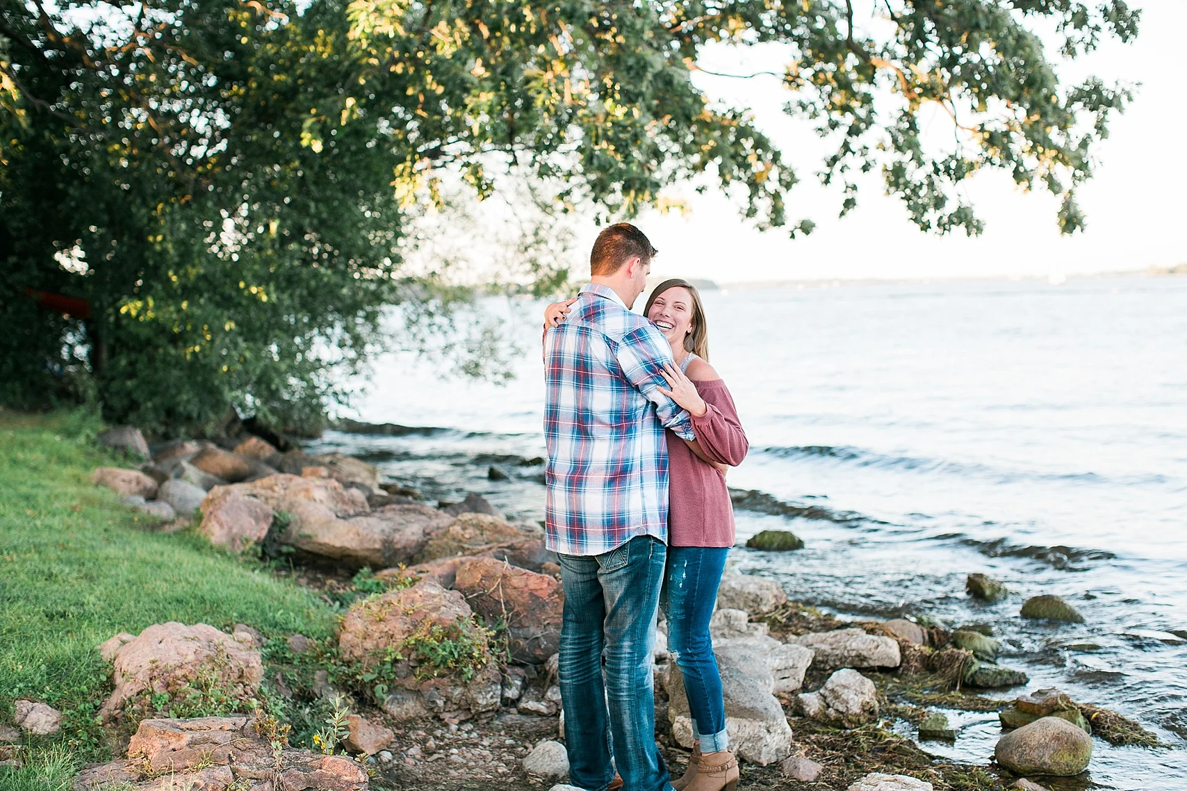 Excelsior Minnesota Engagement Session Minneapolis Engagement Photographer Mallory Kiesow-5.jpg