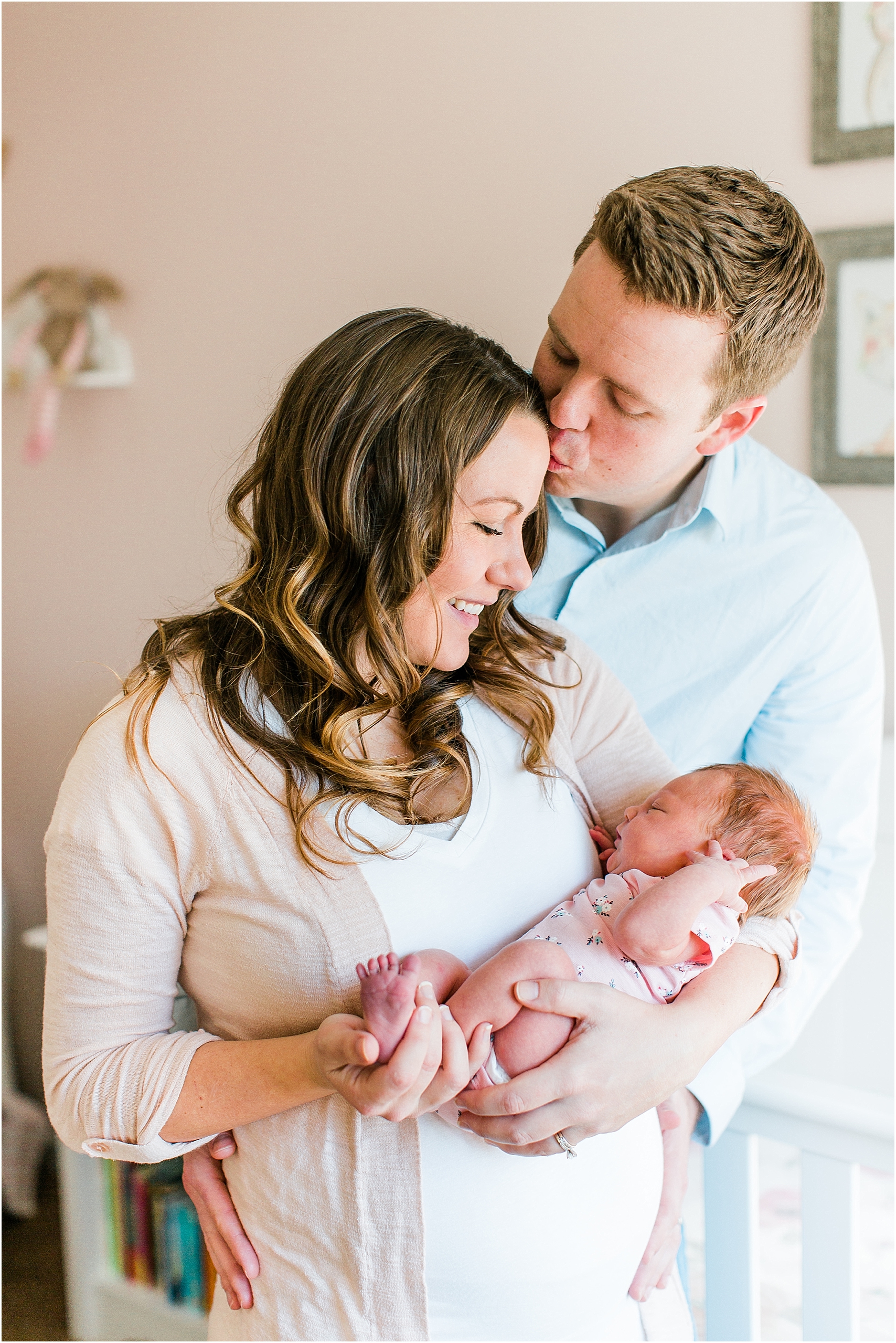 Minnesota Lifestyle In Home Newborn Photography Session Eagan Newborn Photography_0031.jpg