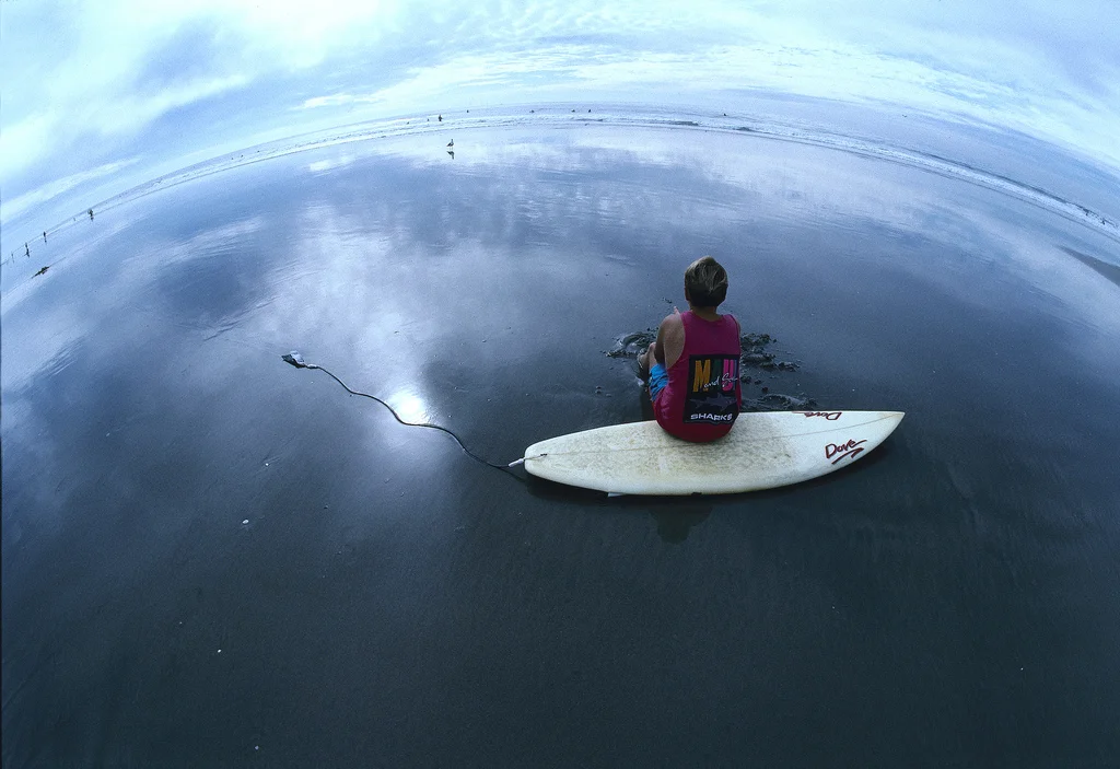 surfthe globe_smlpix.jpg