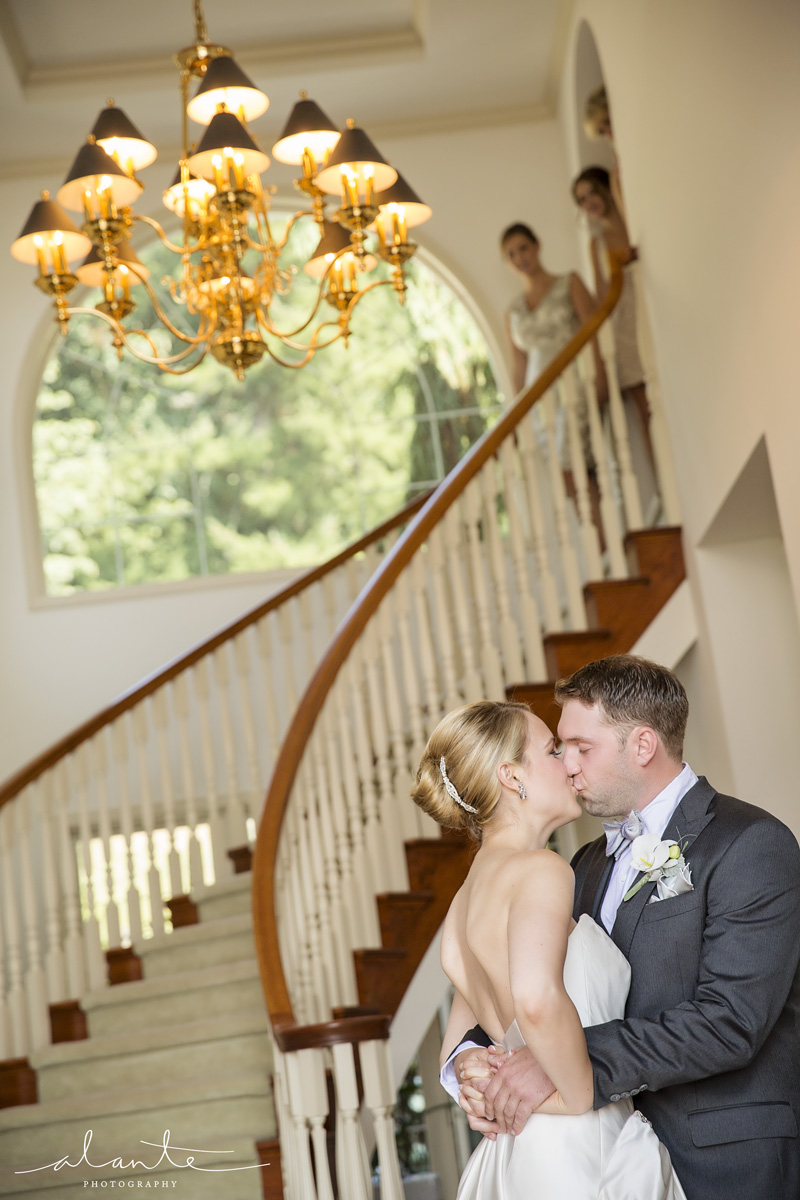 Woodinville Wedding at Vintner's Door by Alante Photography | Event Success