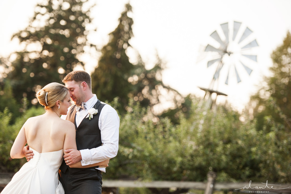 Woodinville Wedding at Vintner's Door by Alante Photography | Event Success