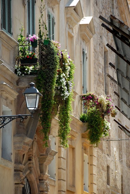 alghero balconies.jpg