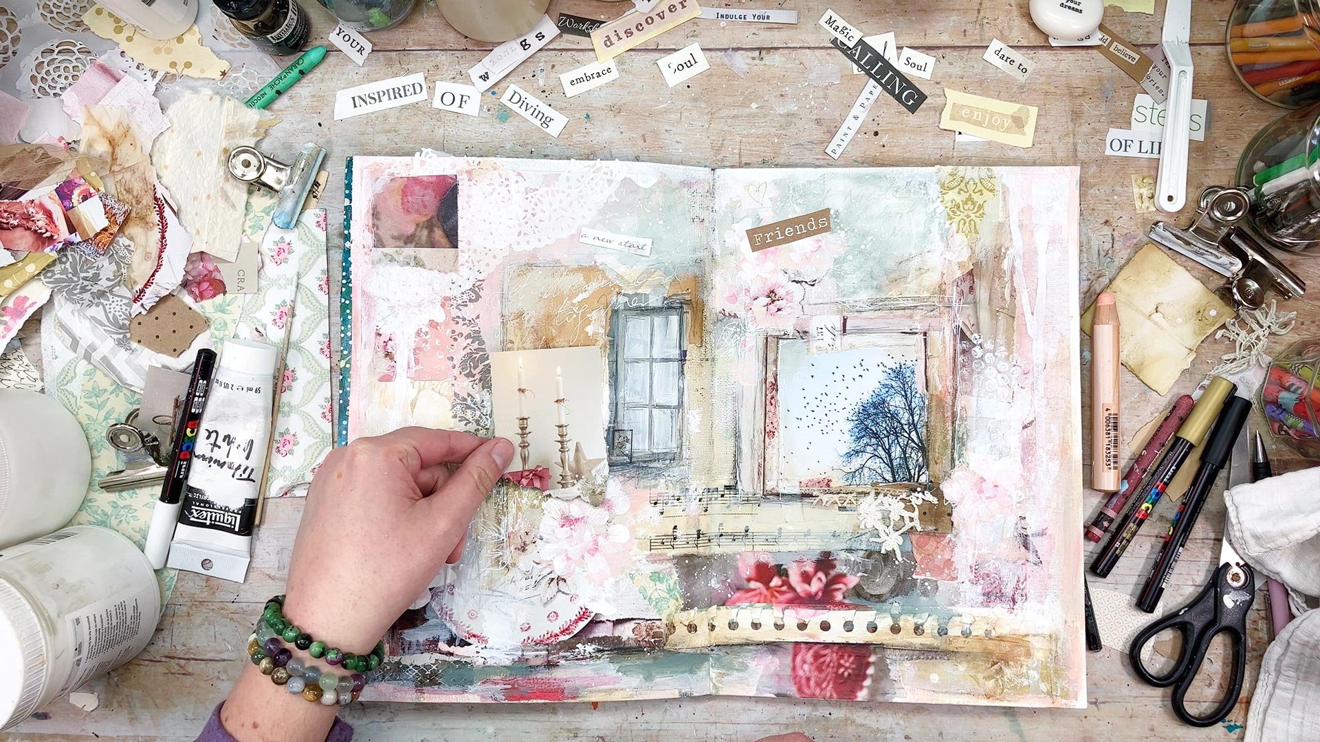 Art Journaling travel kit — Laly Mille Mixed Media Art