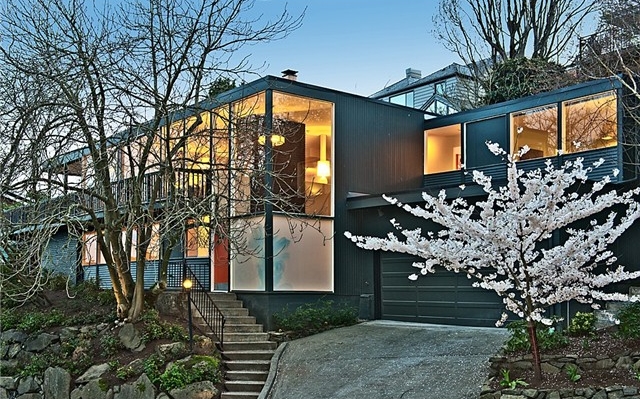 51st Avenue NE | Seattle Sold for $1,690,000 Represented the Seller