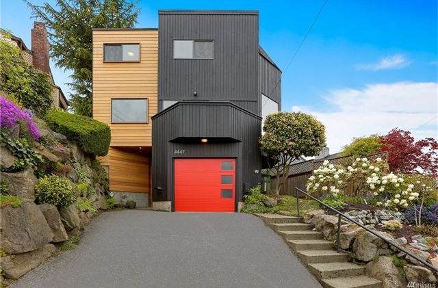 4447 28th Place W | Seattle Sold for $909,000 Represented the Buyer
