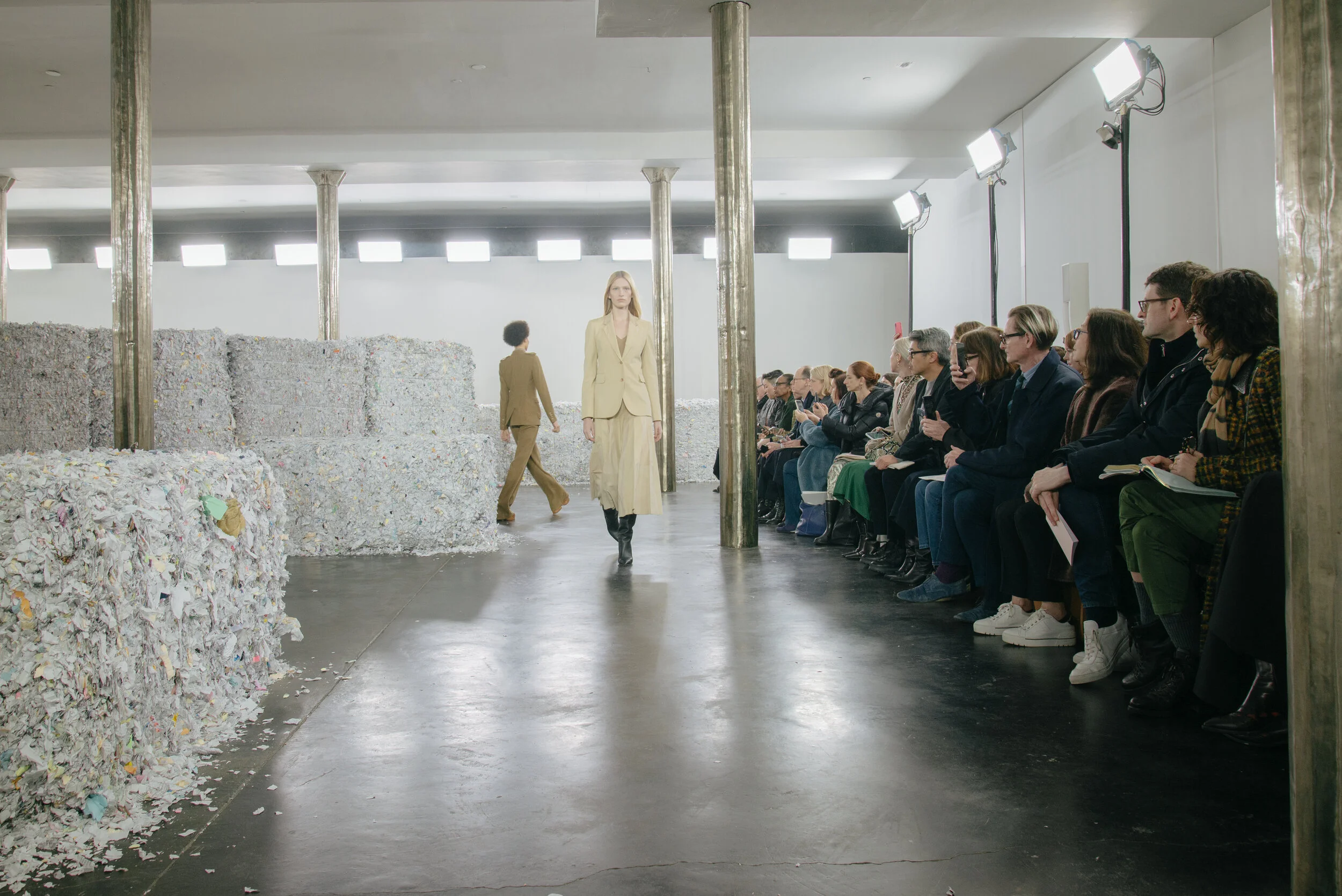UREAUBETAK_GABRIELAHEARST_FALL2020_RYANWILLIAMS.jpg-82.jpg