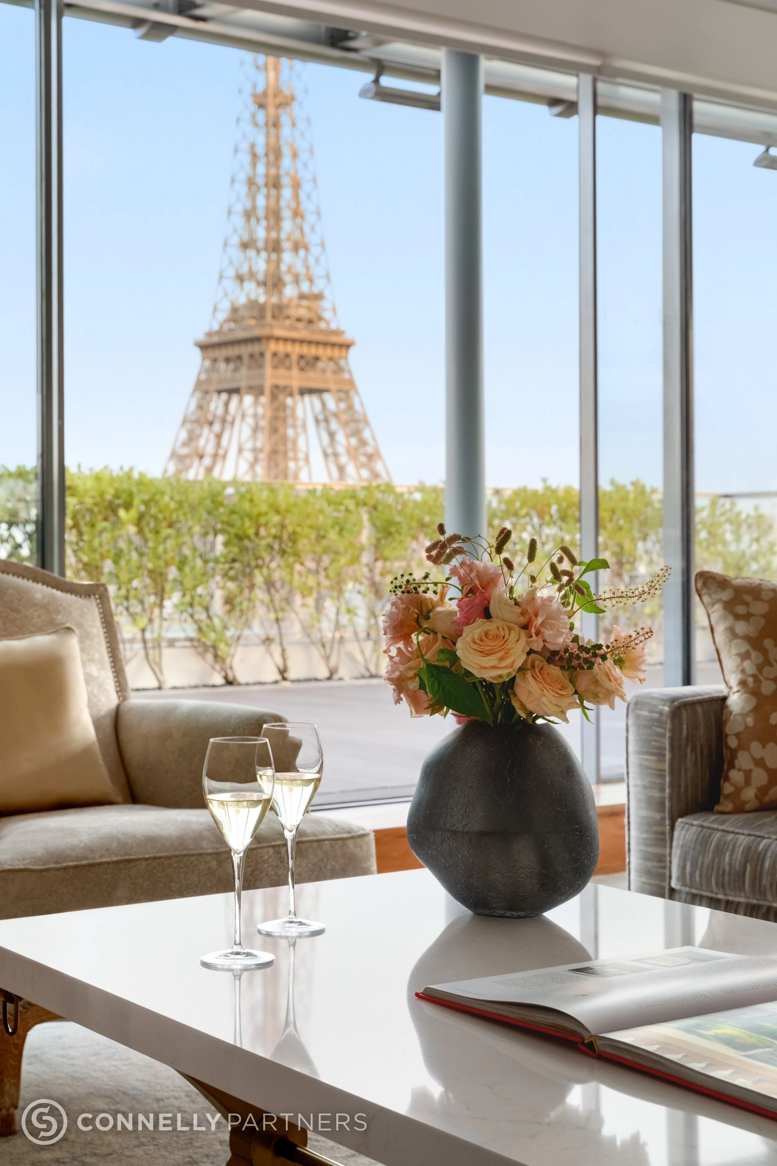  Client: Connelly Partners • Project: Shangri-La Paris, France • Photographer: Marcelo Barbosa • Produced by: Connelly Partners 04/08/2025 